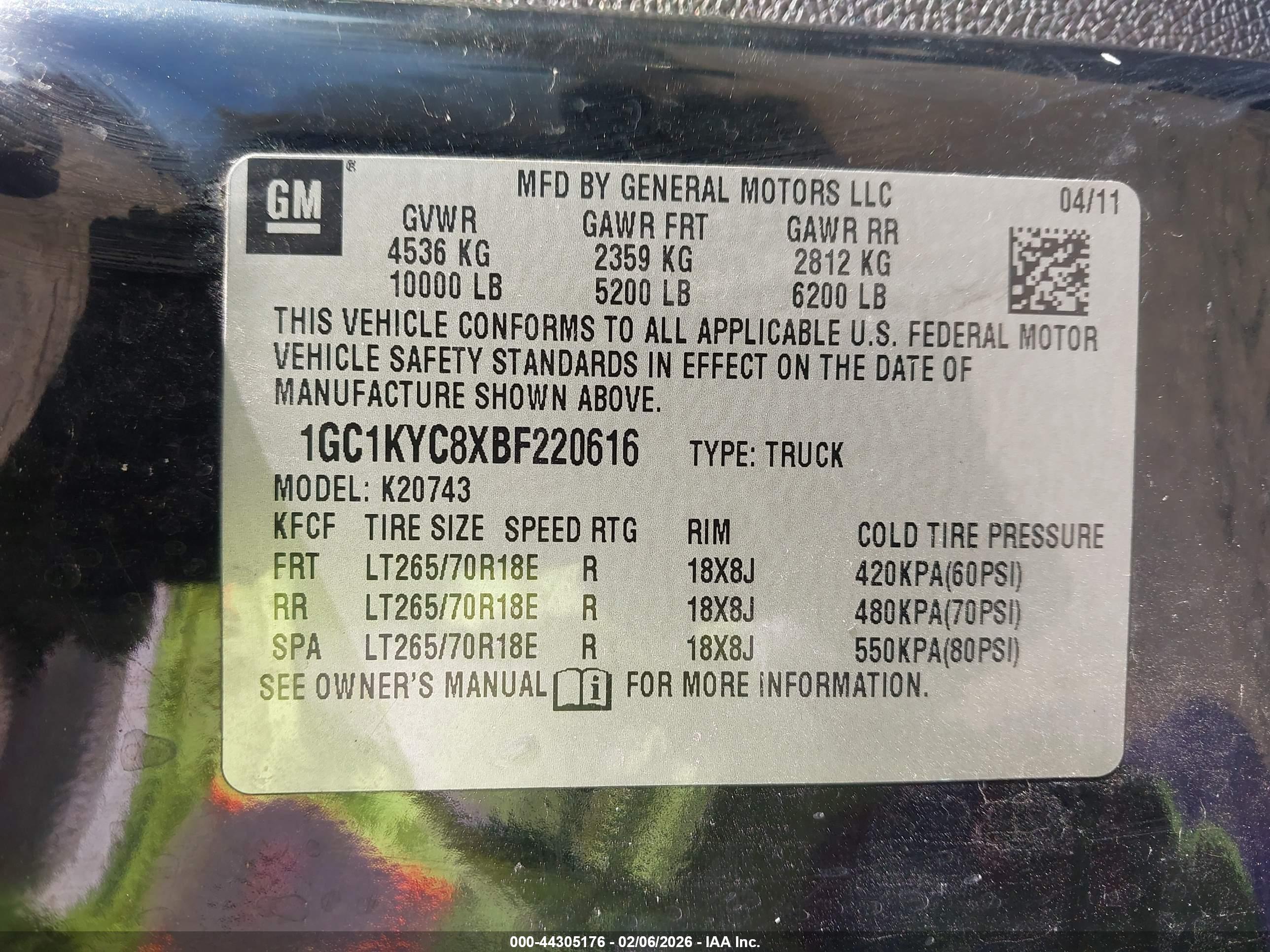 CHEVROLET SILVERADO image 9
