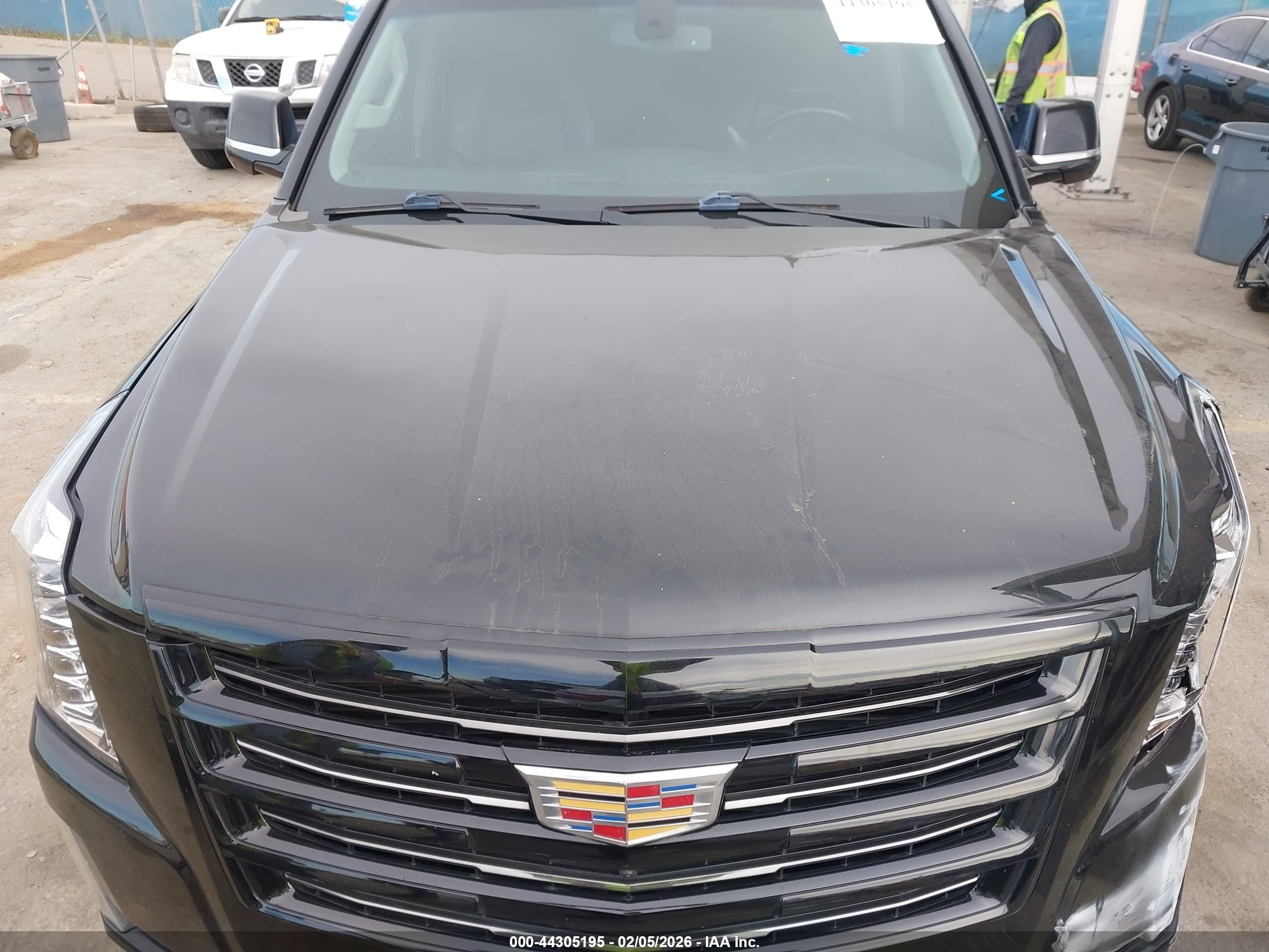 CADILLAC ESCALADE image 10