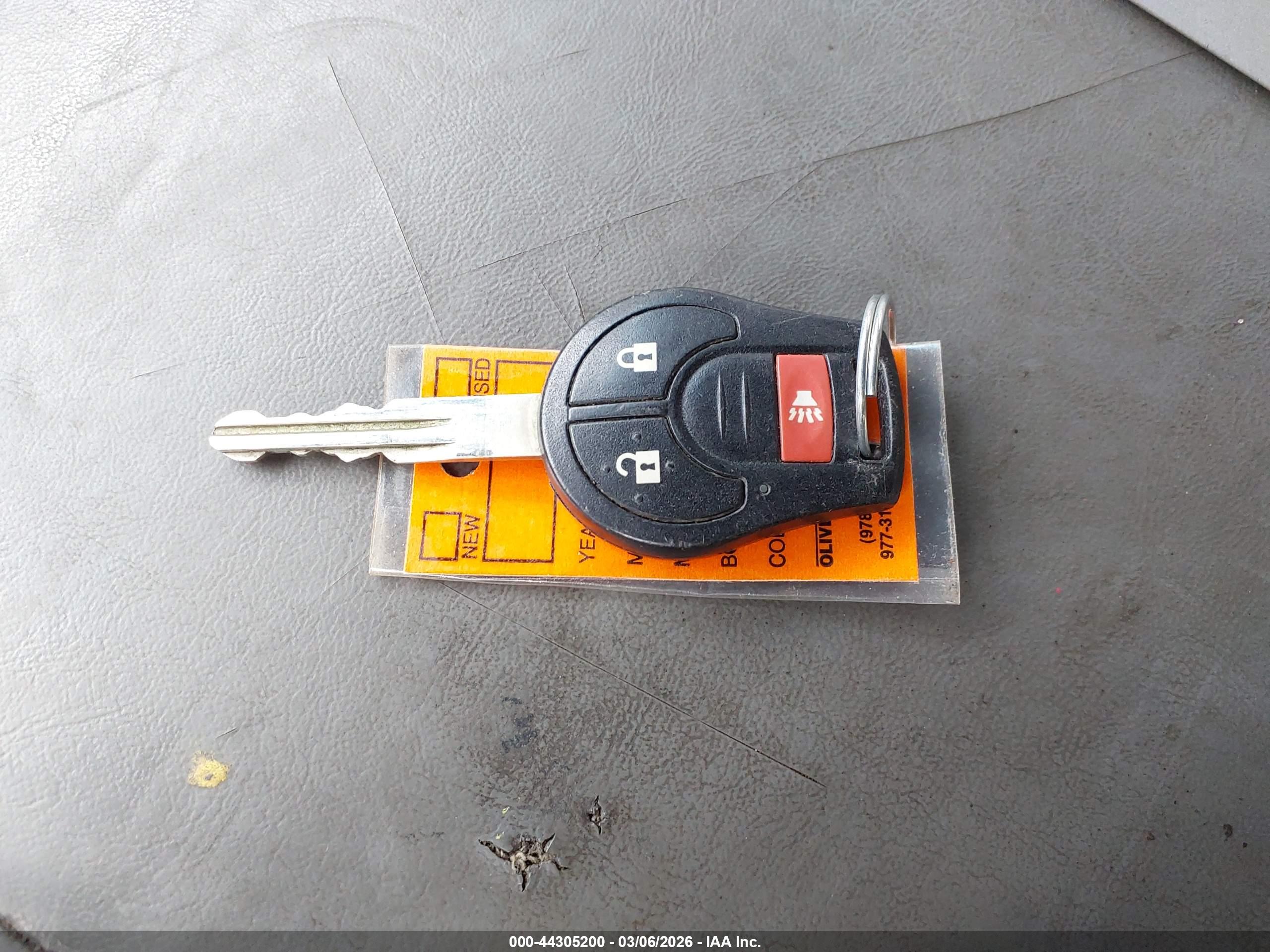 NISSAN ROGUE image 11