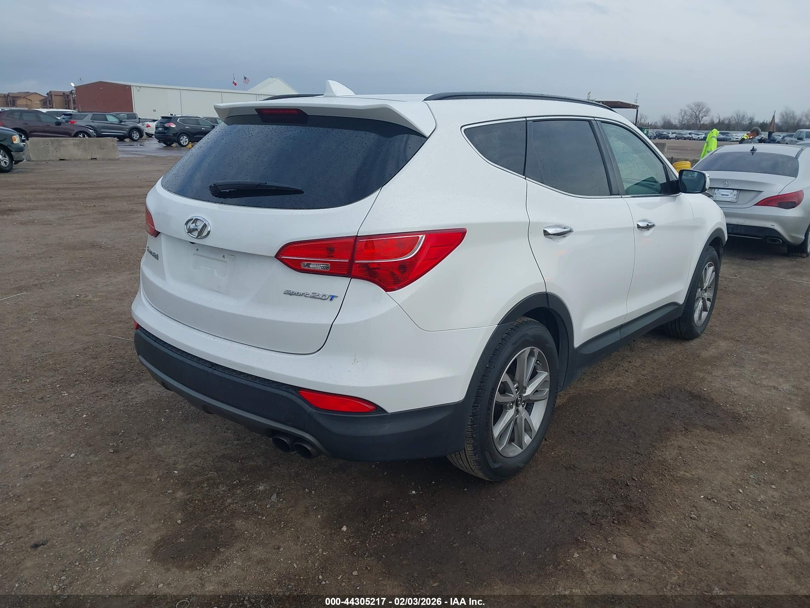 HYUNDAI SANTA image 4