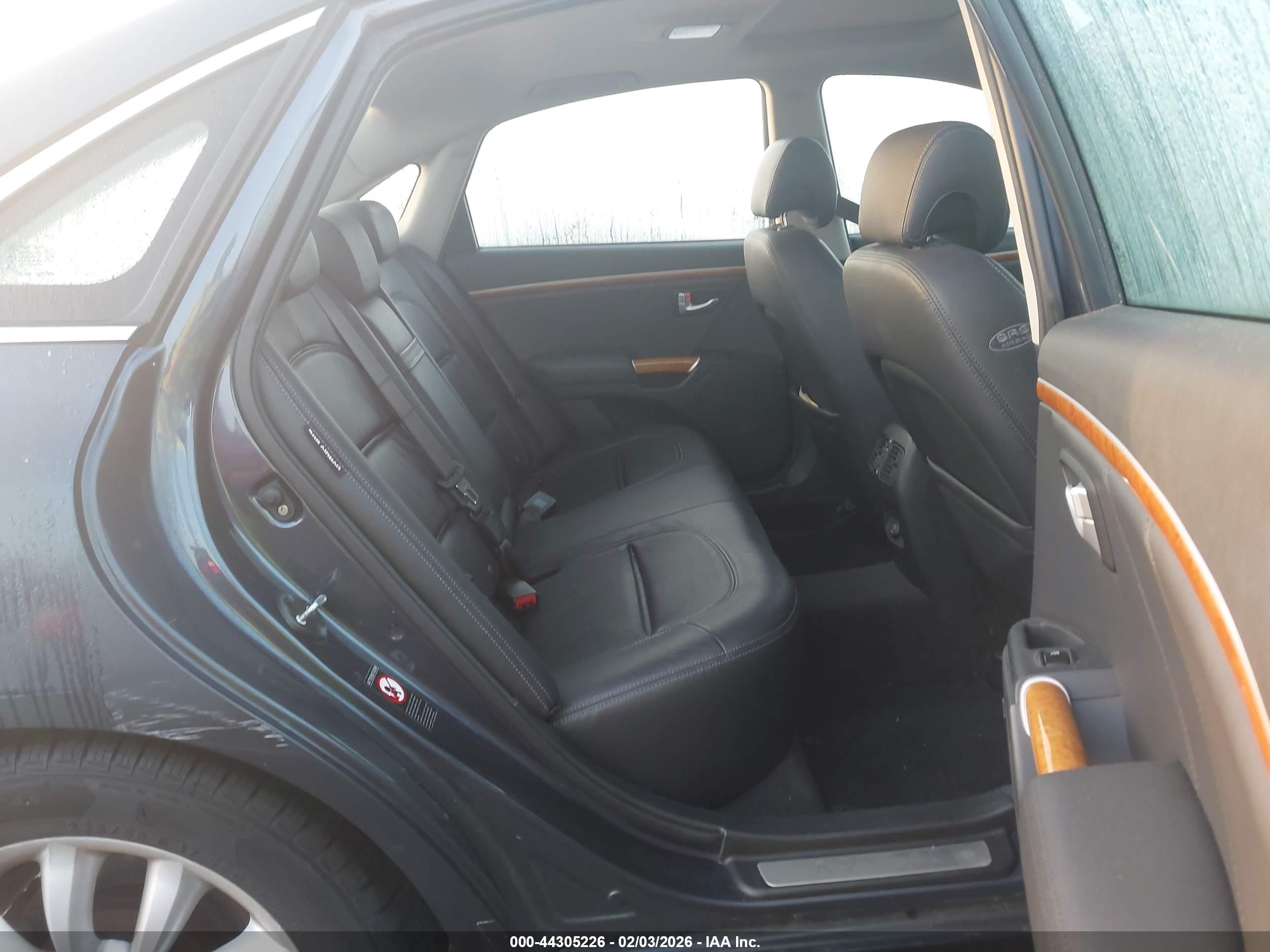 HYUNDAI AZERA image 8