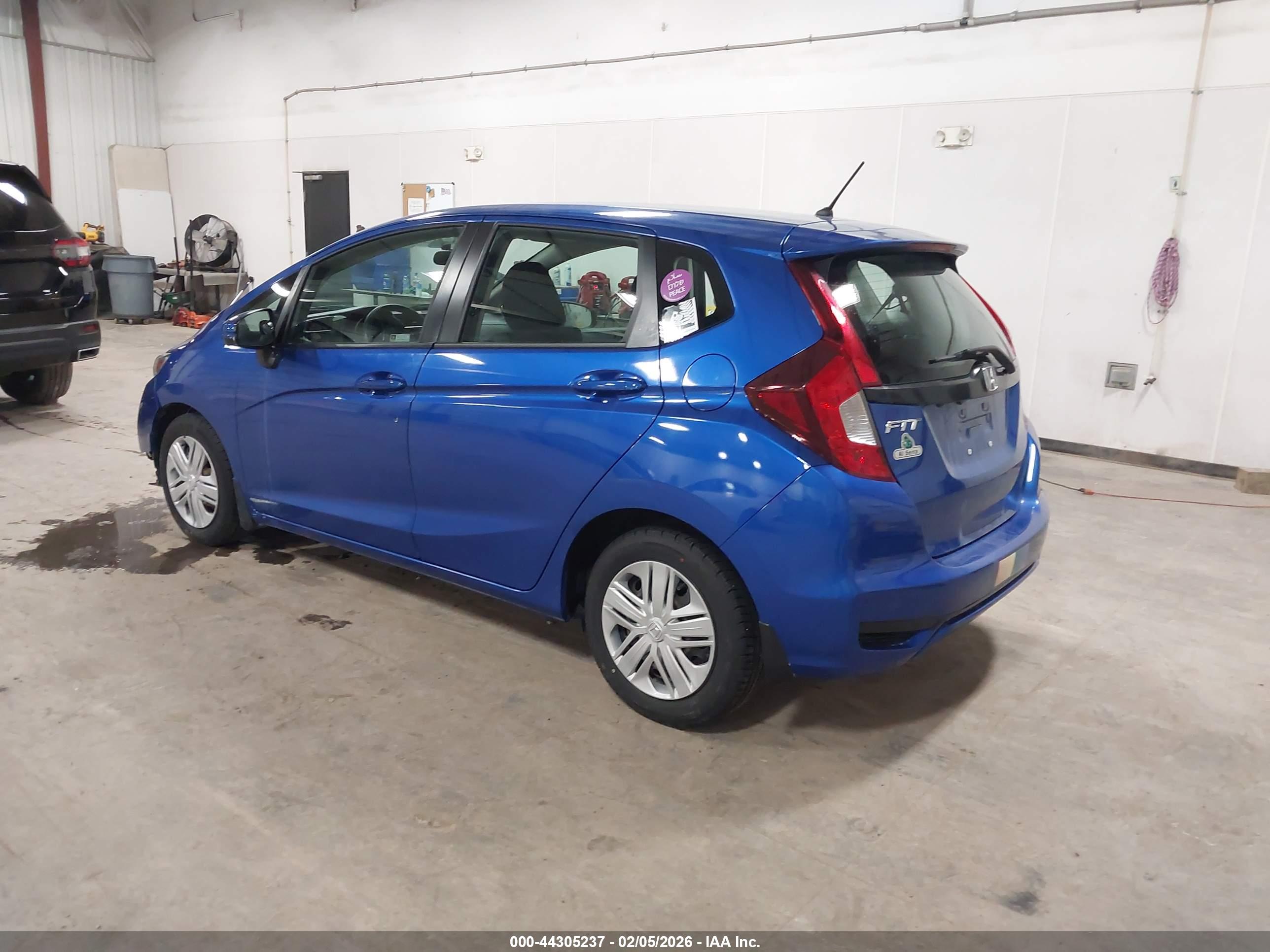 HONDA FIT image 3