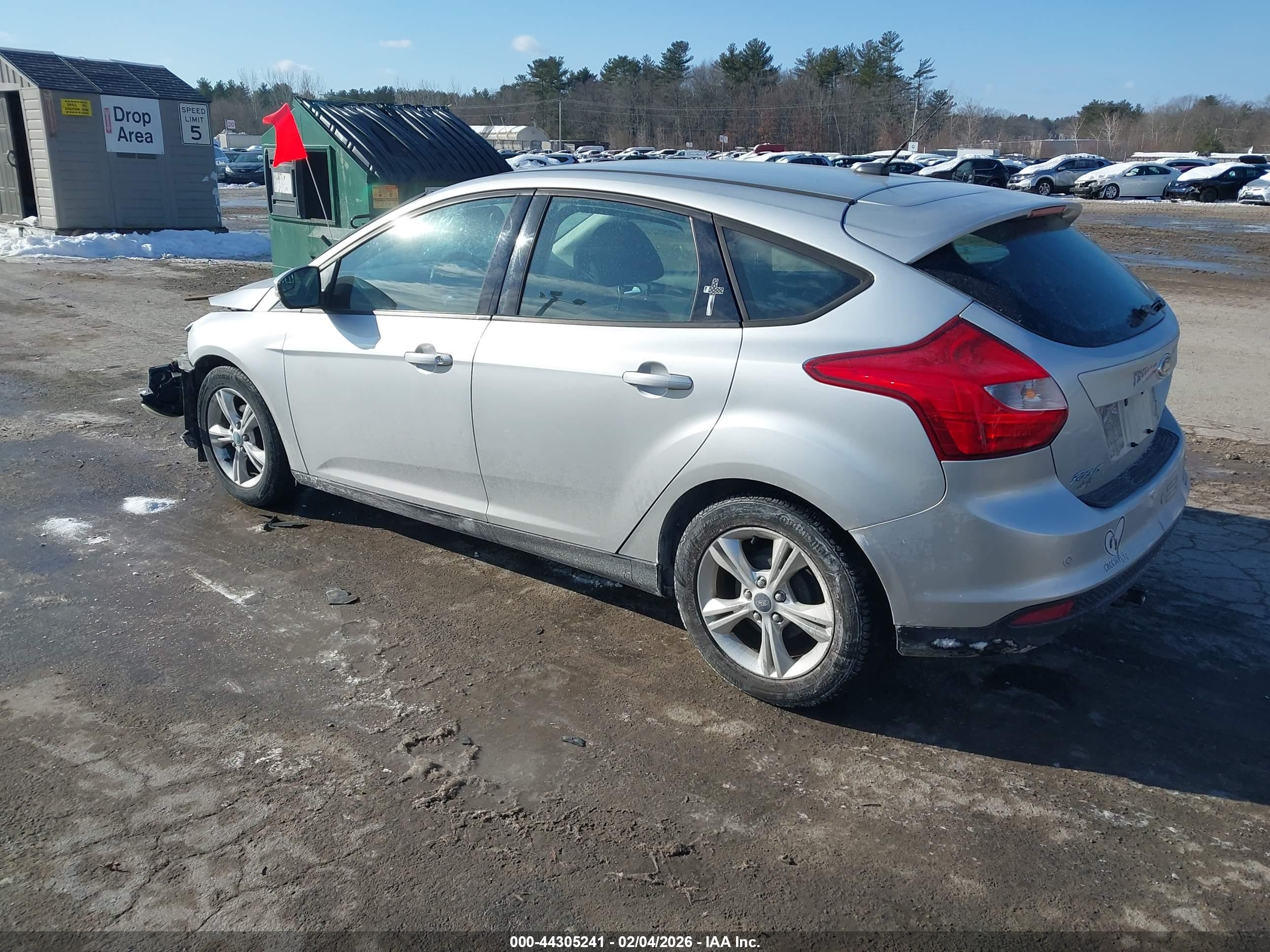 FORD FOCUS image 3