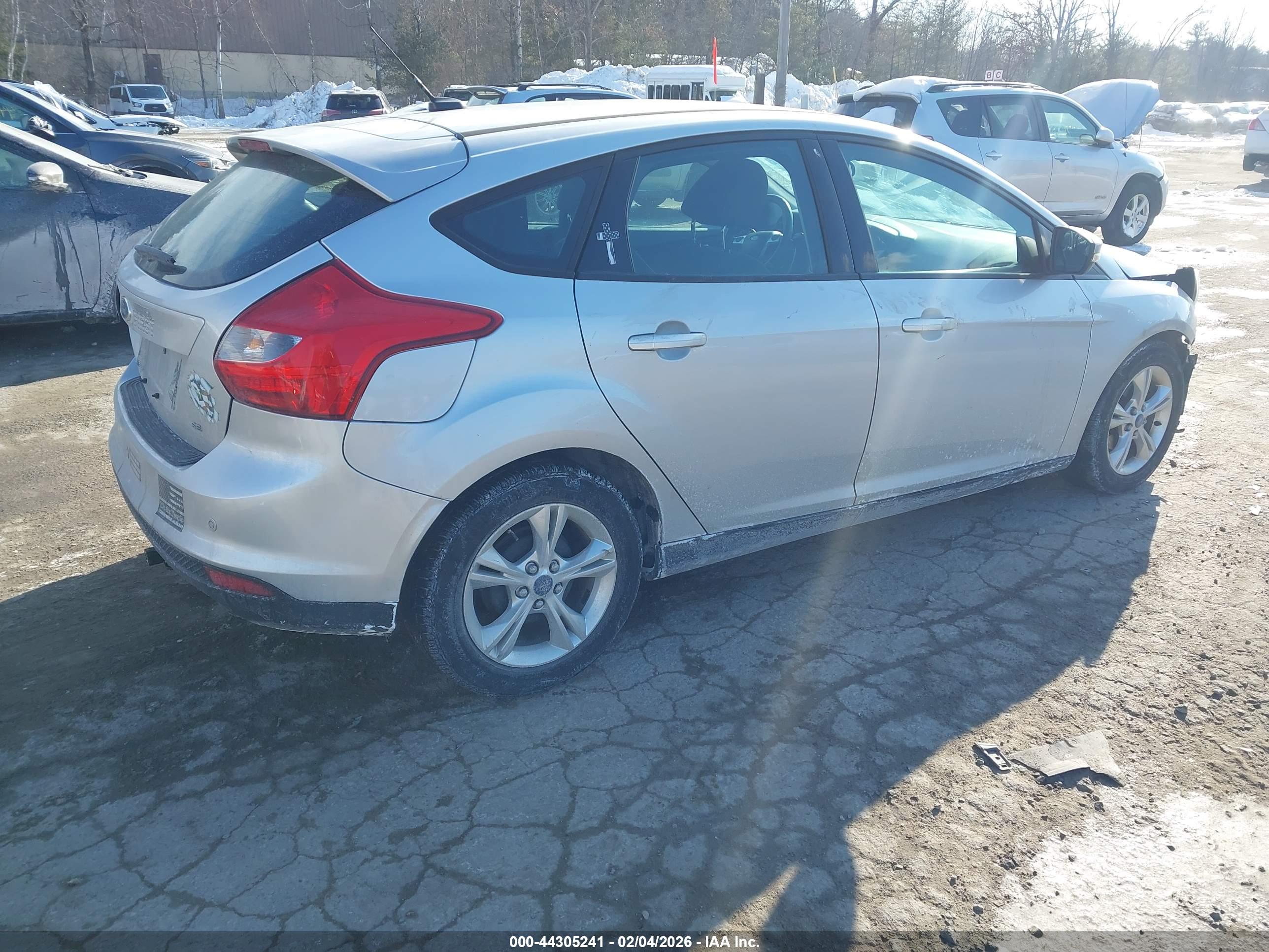 FORD FOCUS image 4