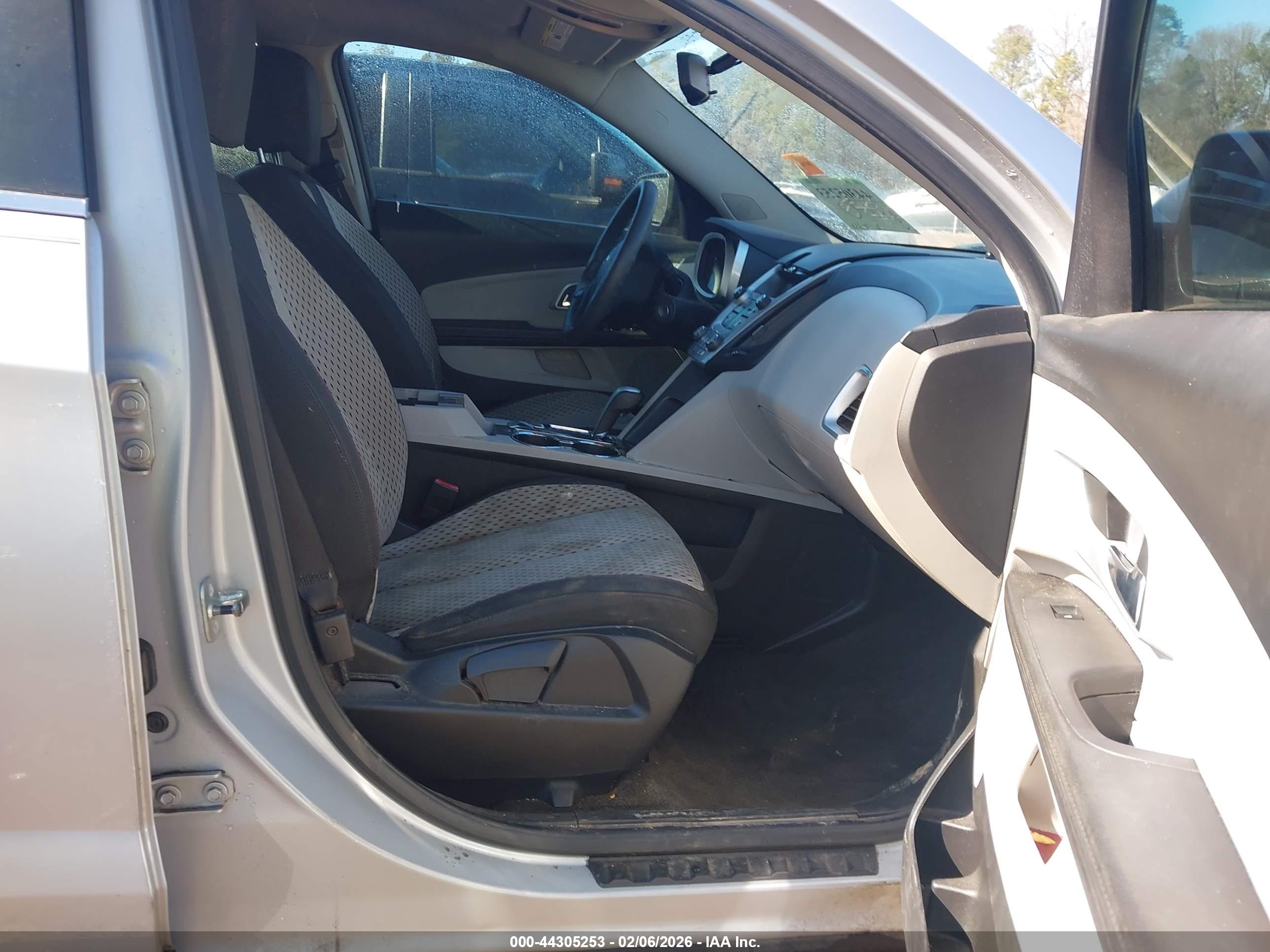 CHEVROLET EQUINOX image 5