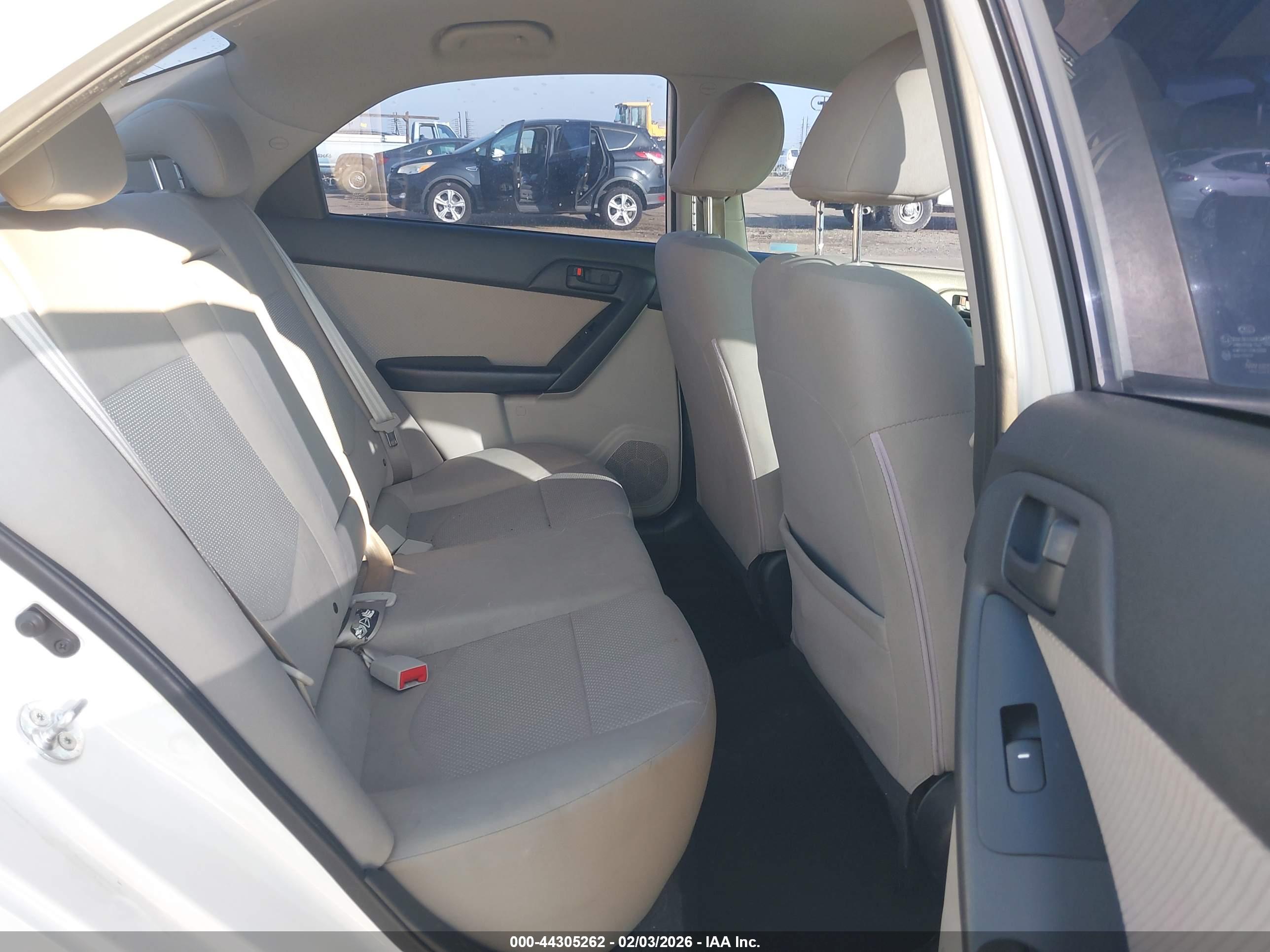 KIA FORTE image 8