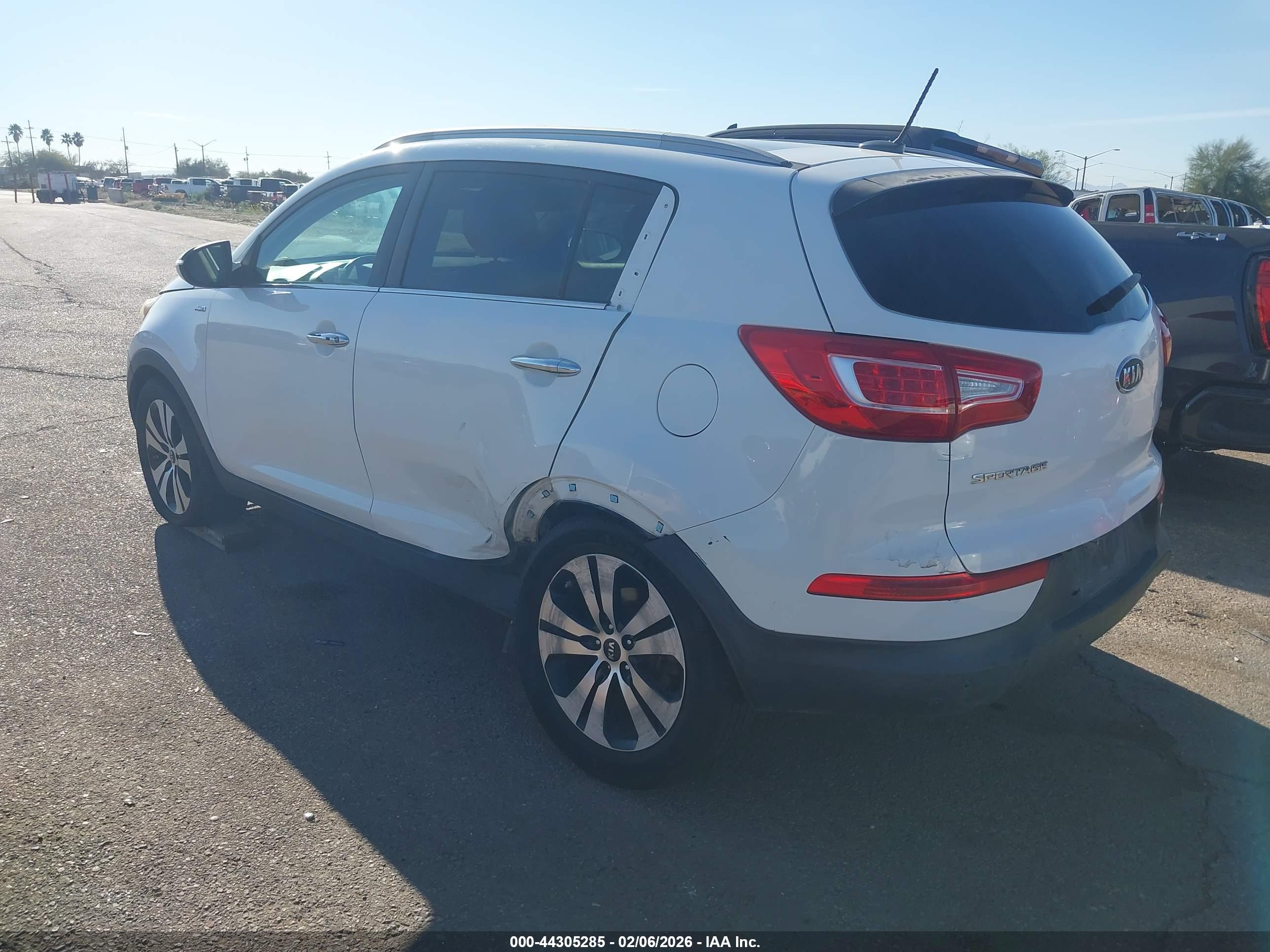 KIA SPORTAGE image 3