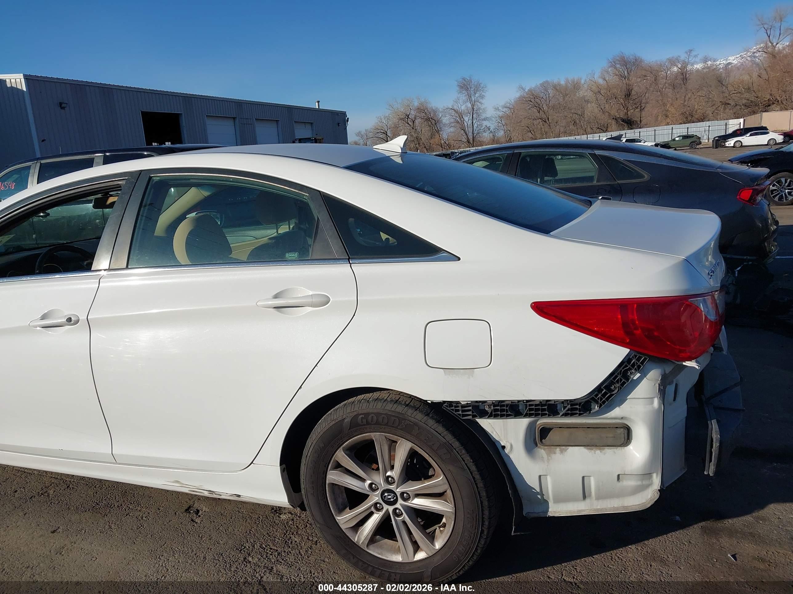 HYUNDAI SONATA image 6