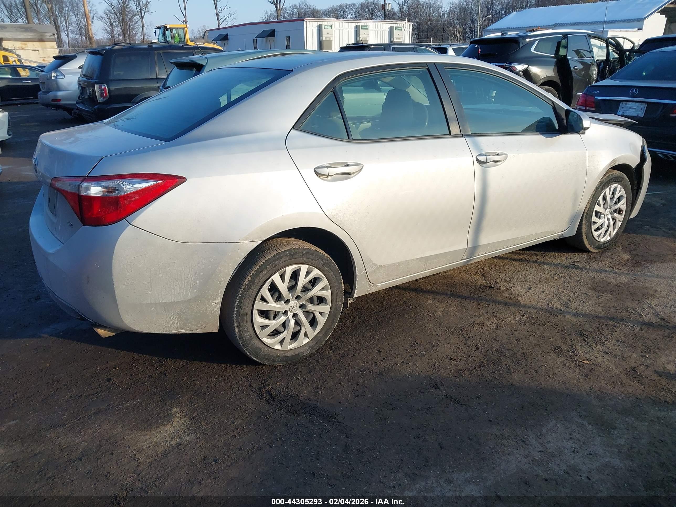 TOYOTA COROLLA image 4