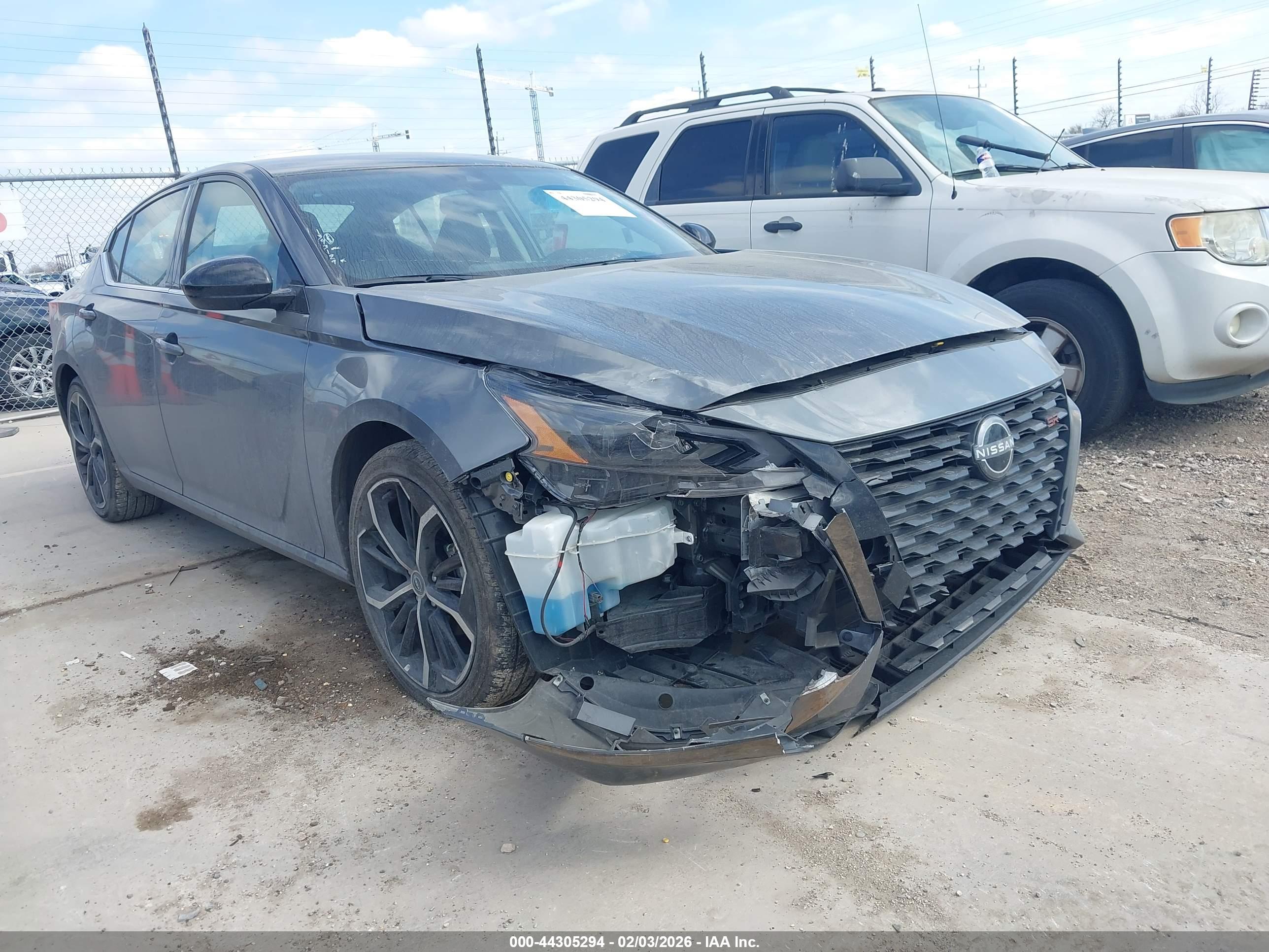 NISSAN ALTIMA image 6