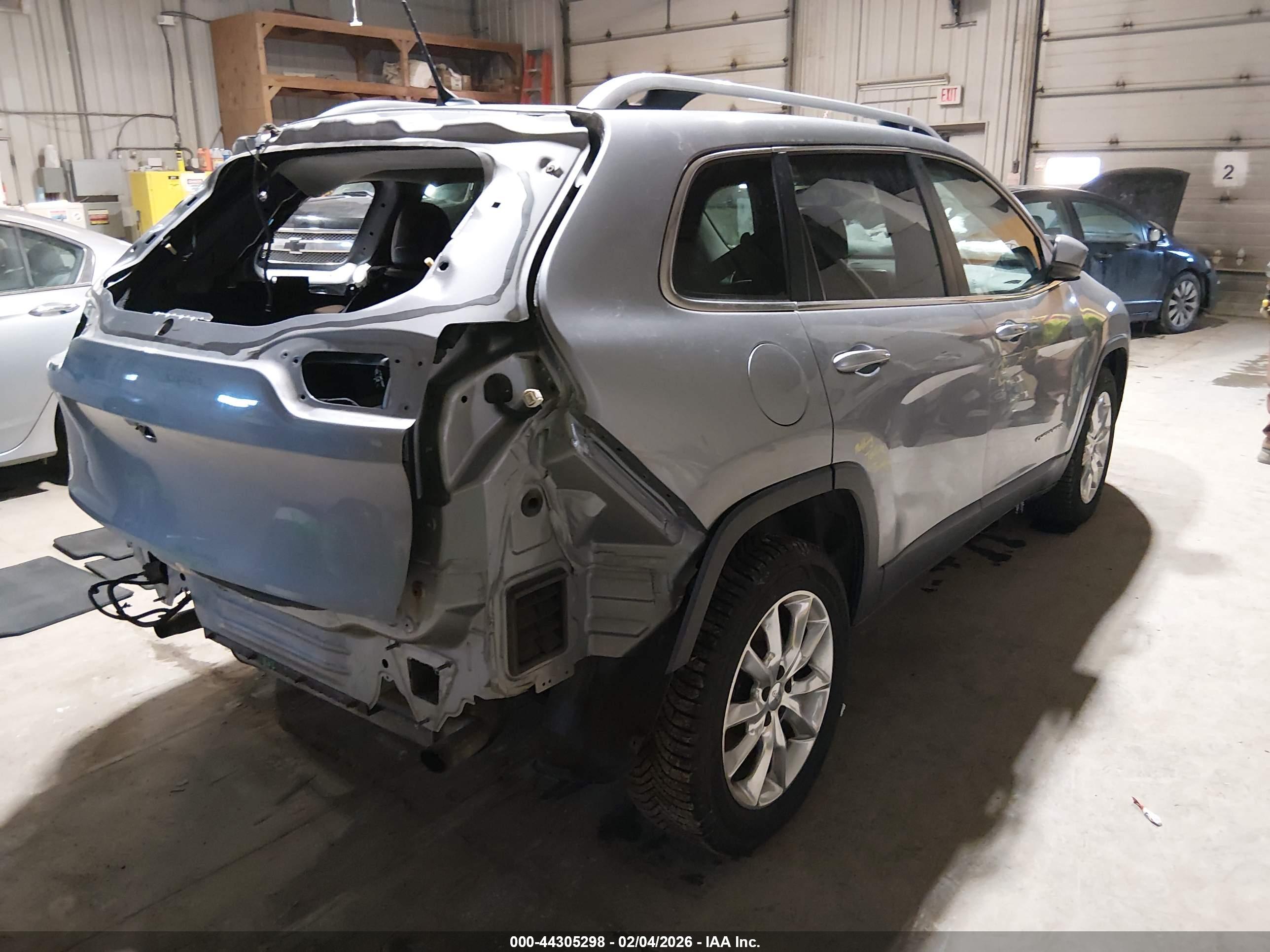 JEEP CHEROKEE image 4