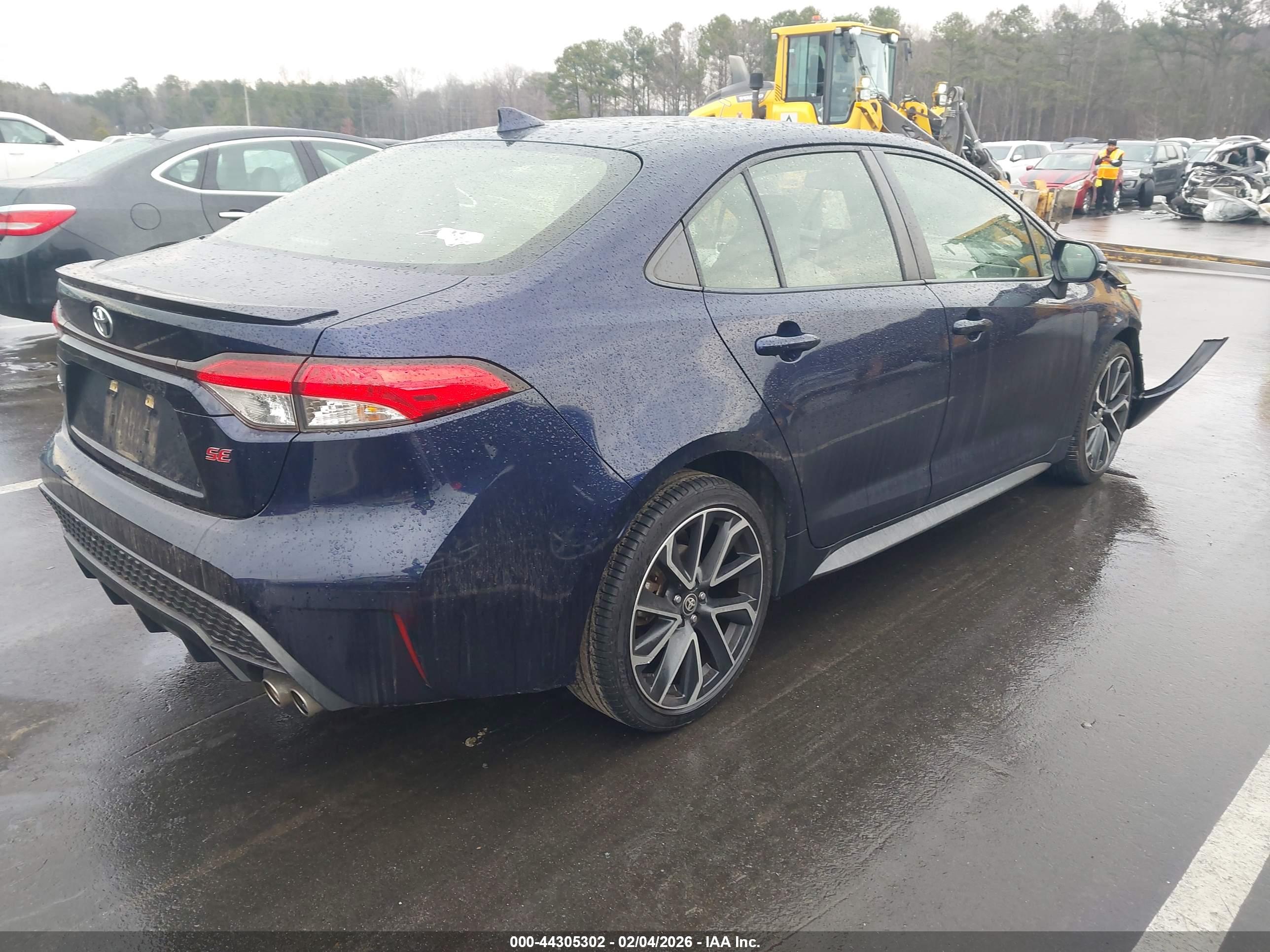 TOYOTA COROLLA image 4