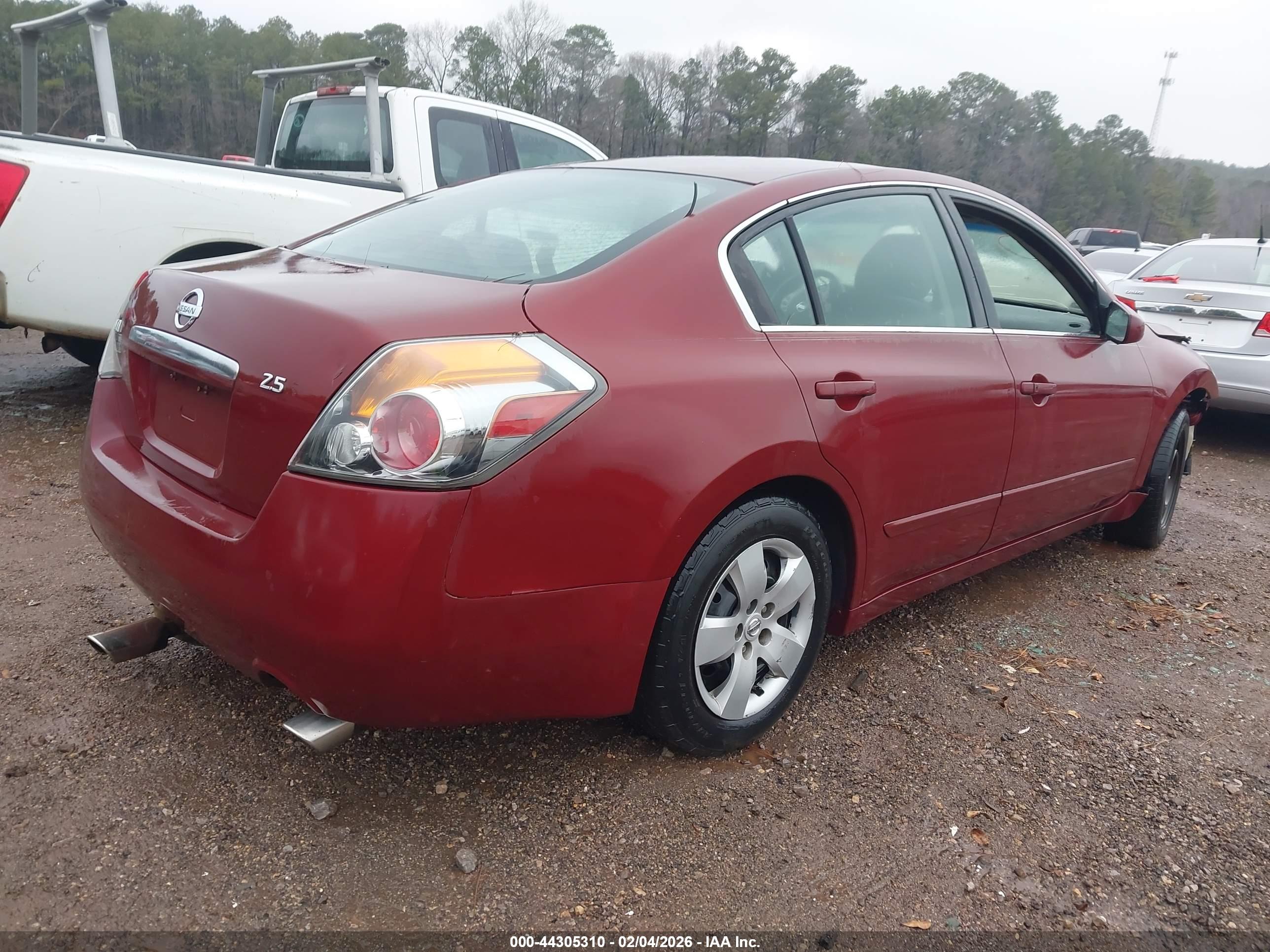 NISSAN ALTIMA image 4