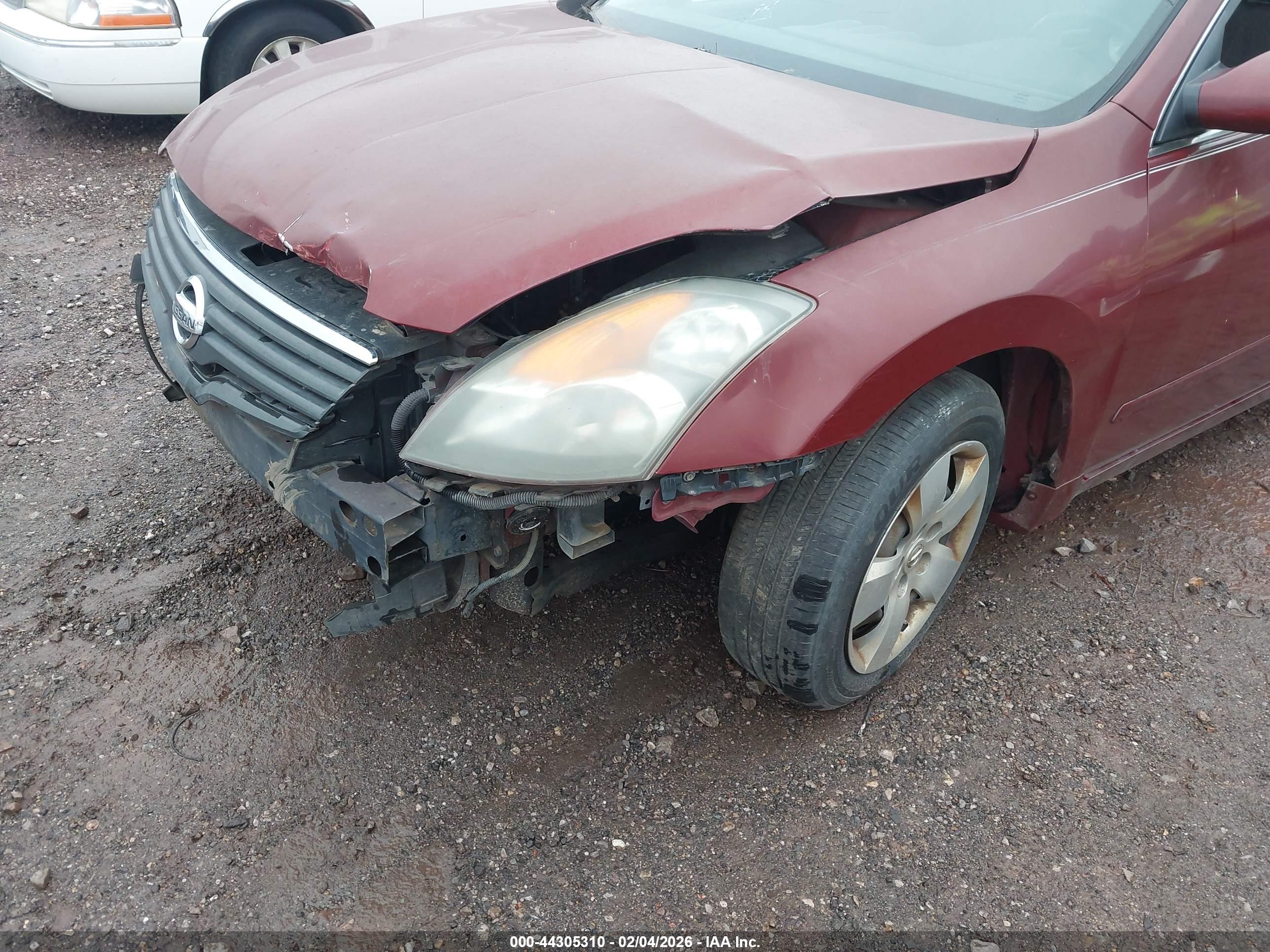 NISSAN ALTIMA image 6