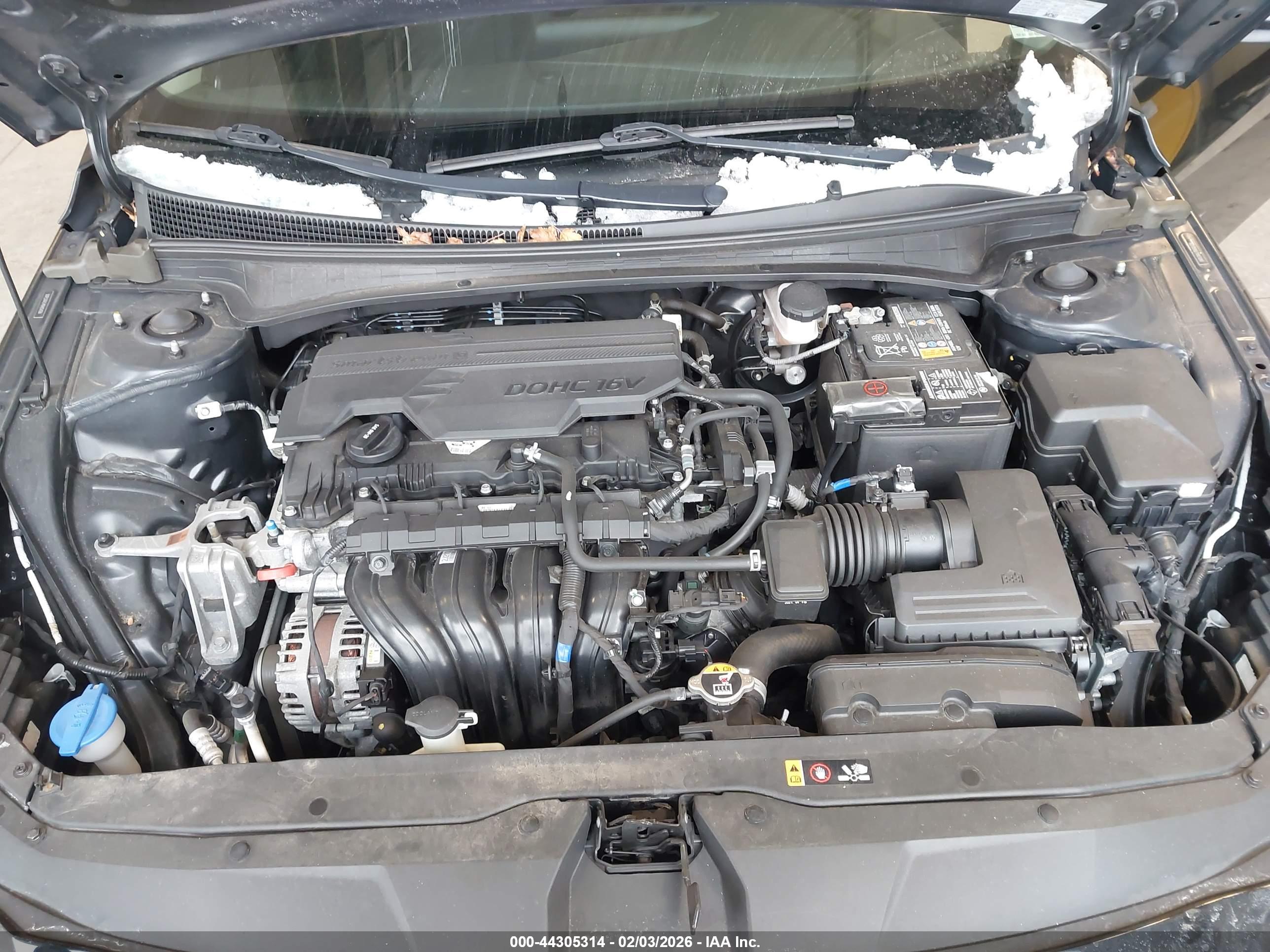 HYUNDAI ELANTRA image 10