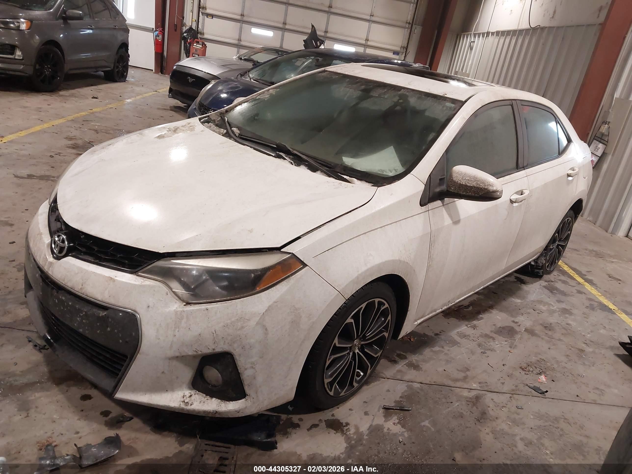 TOYOTA COROLLA image 2