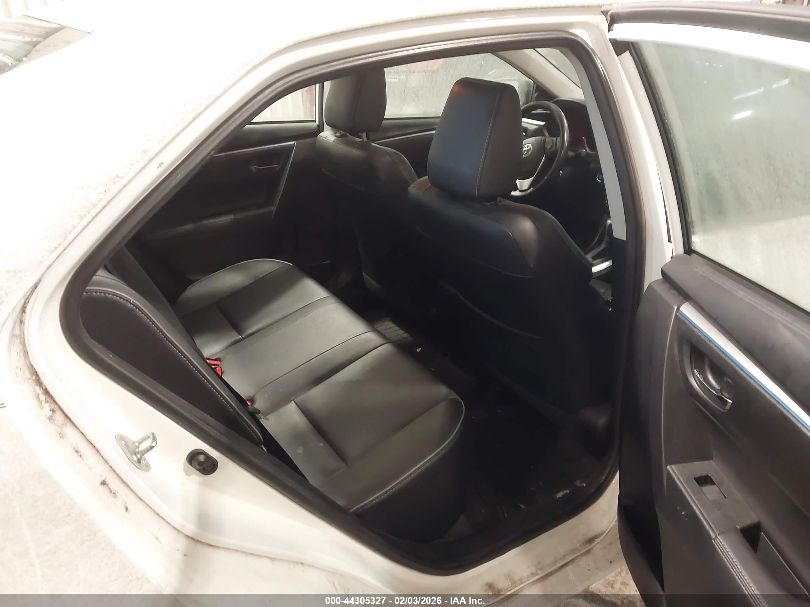 TOYOTA COROLLA image 8
