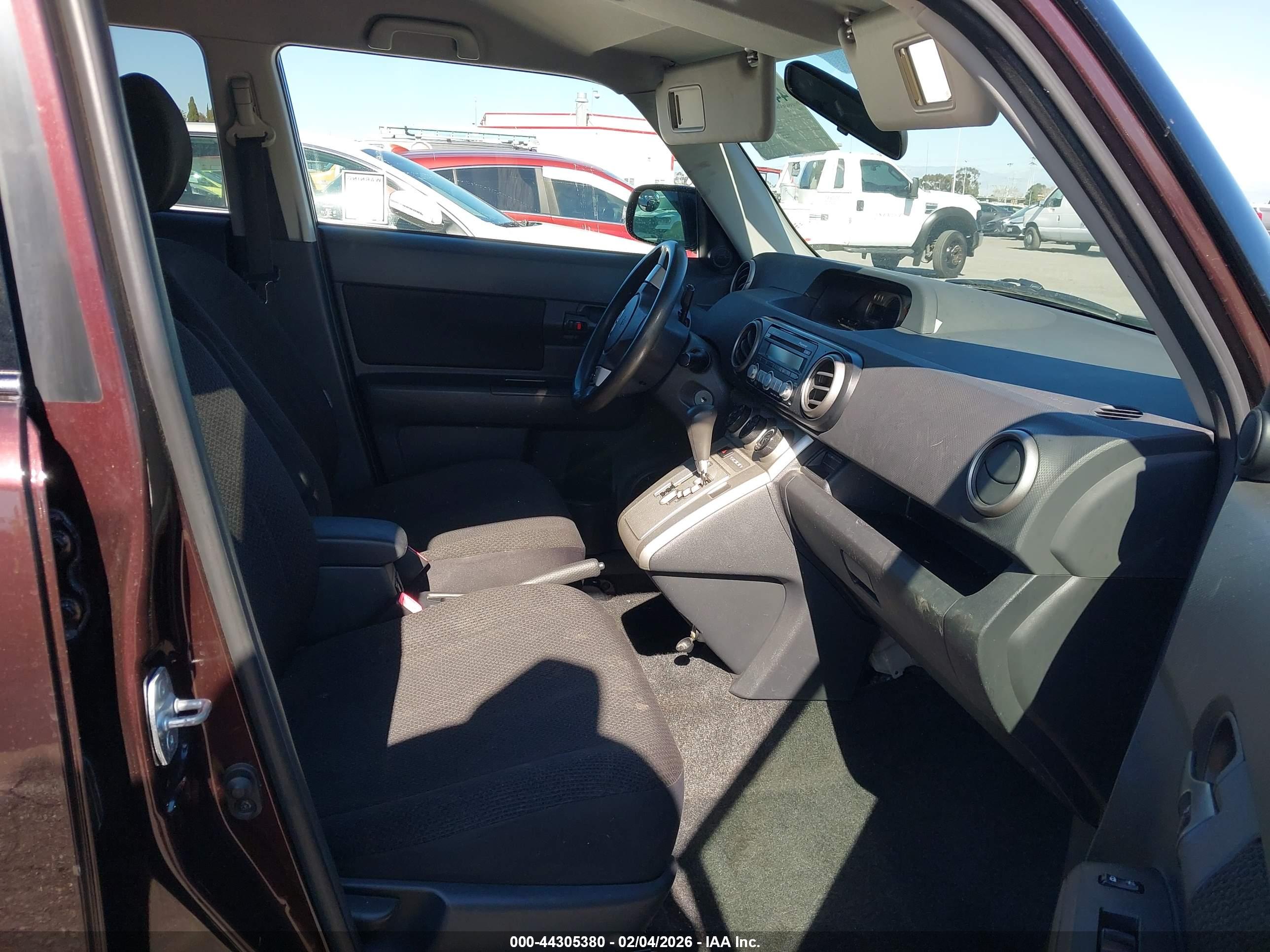 SCION XB image 5