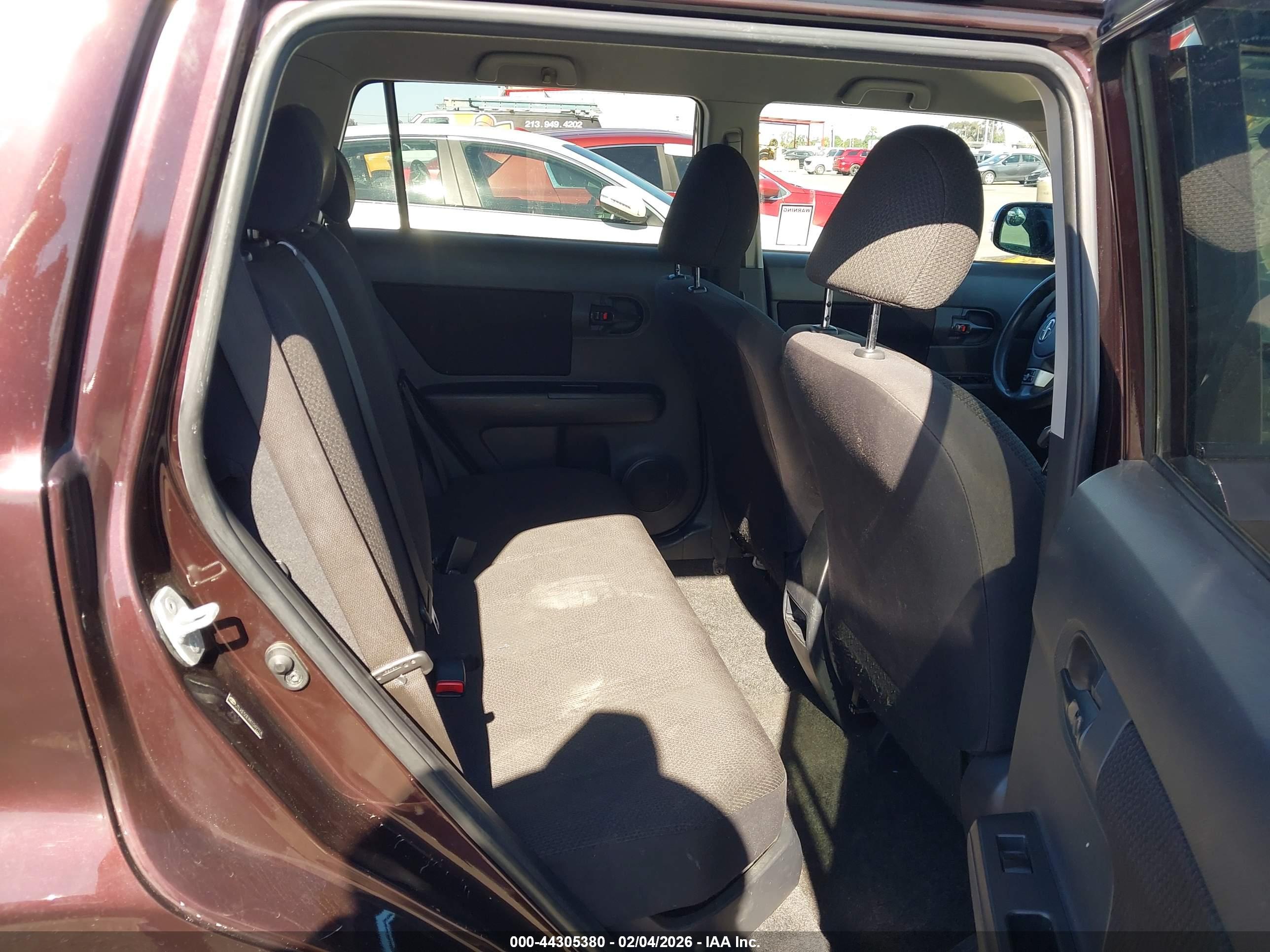 SCION XB image 8