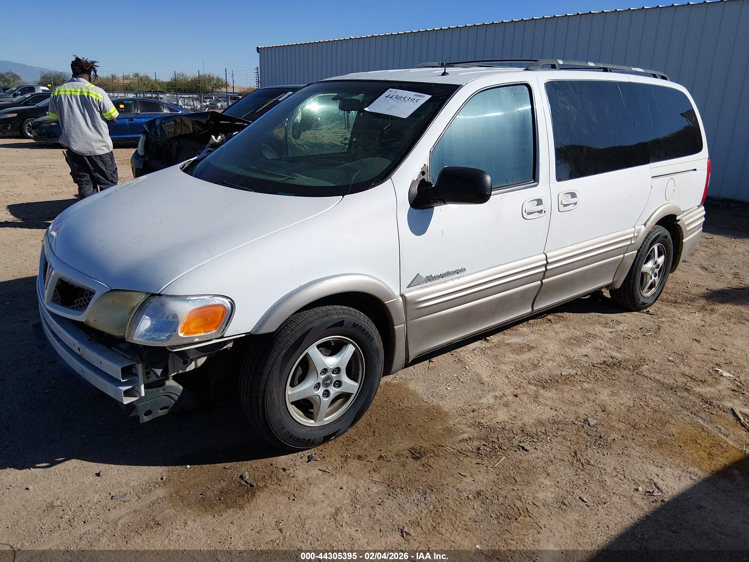 PONTIAC MONTANA image 2