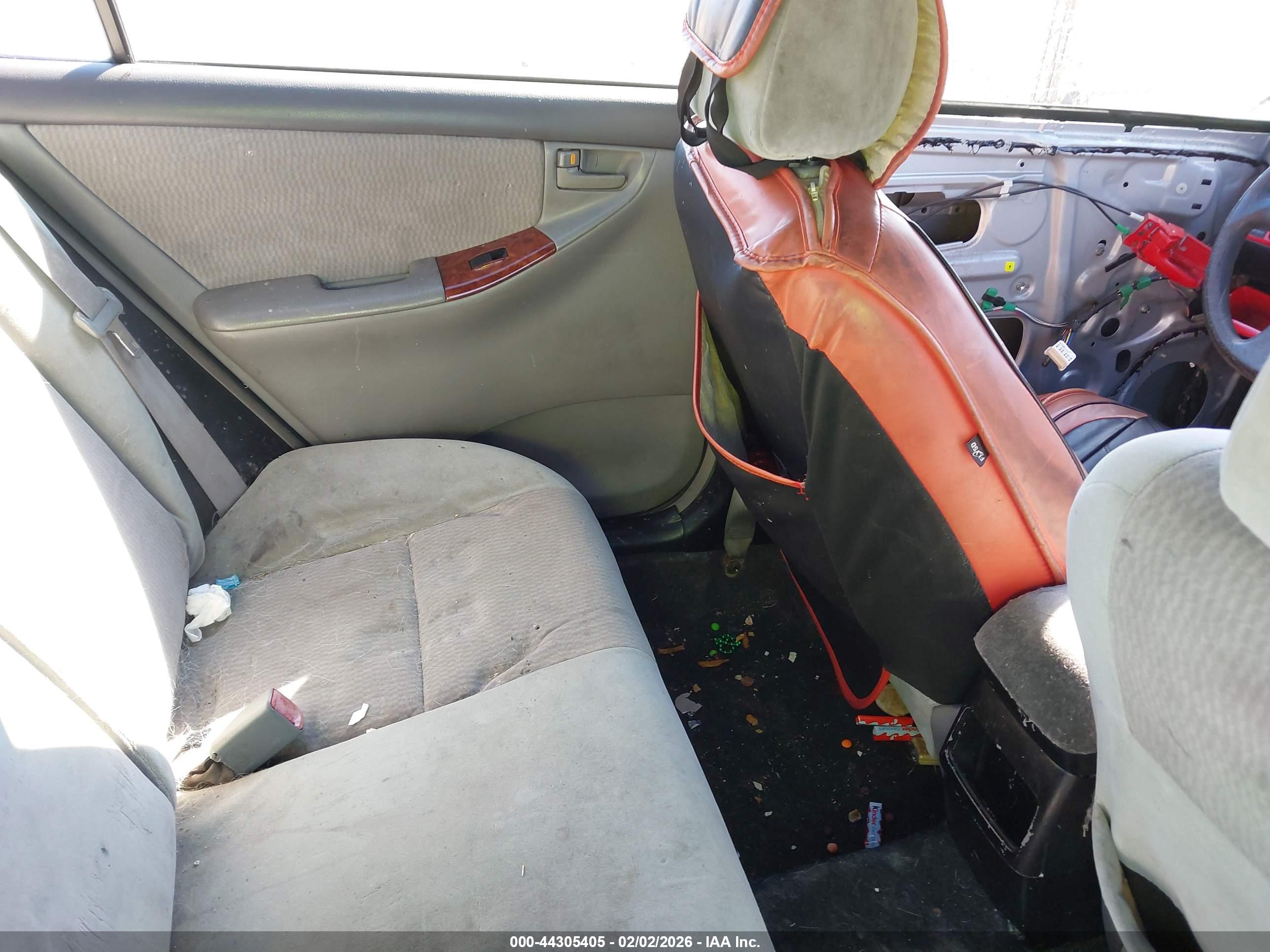 TOYOTA COROLLA image 8