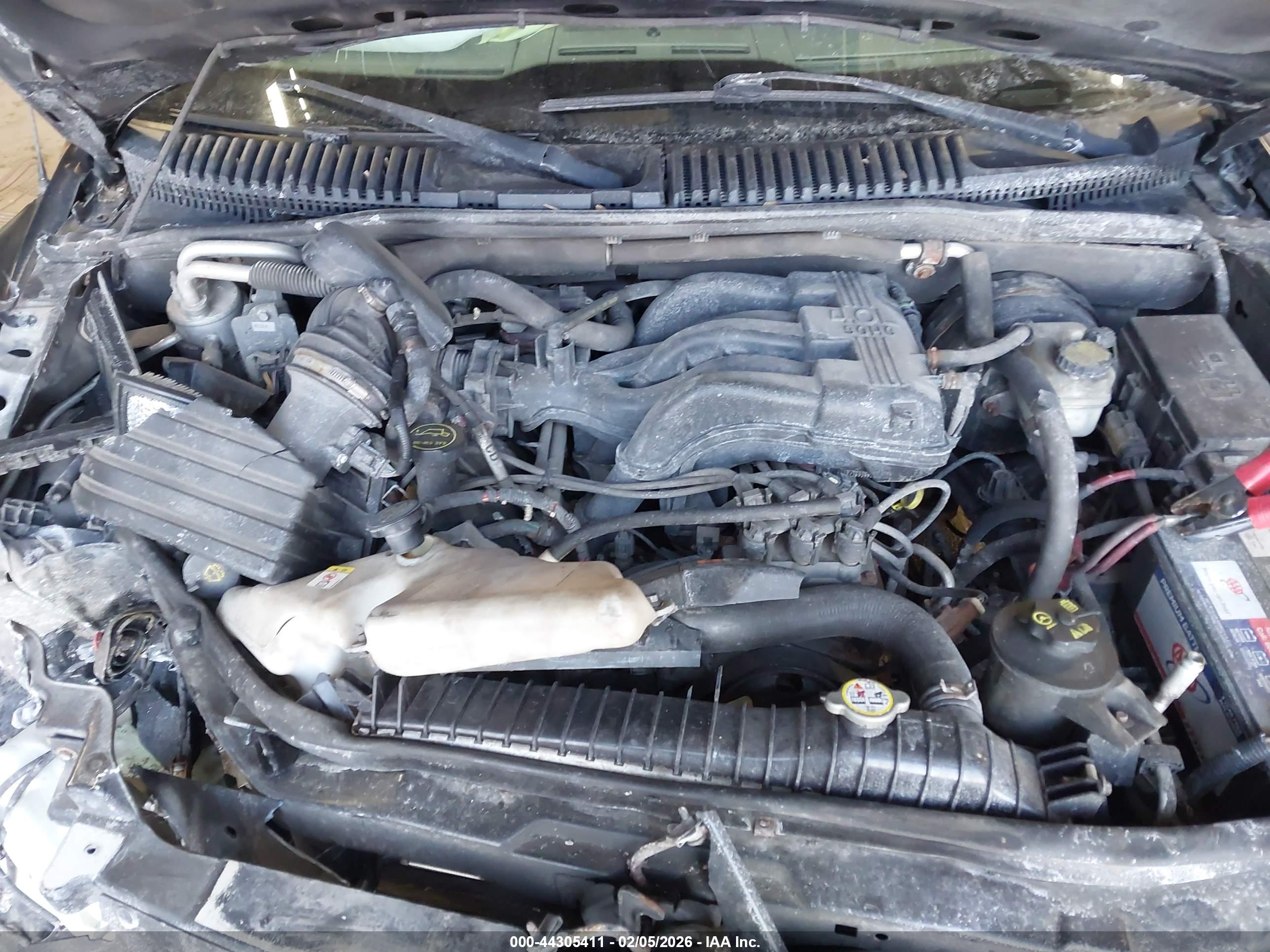 FORD EXPLORER image 10