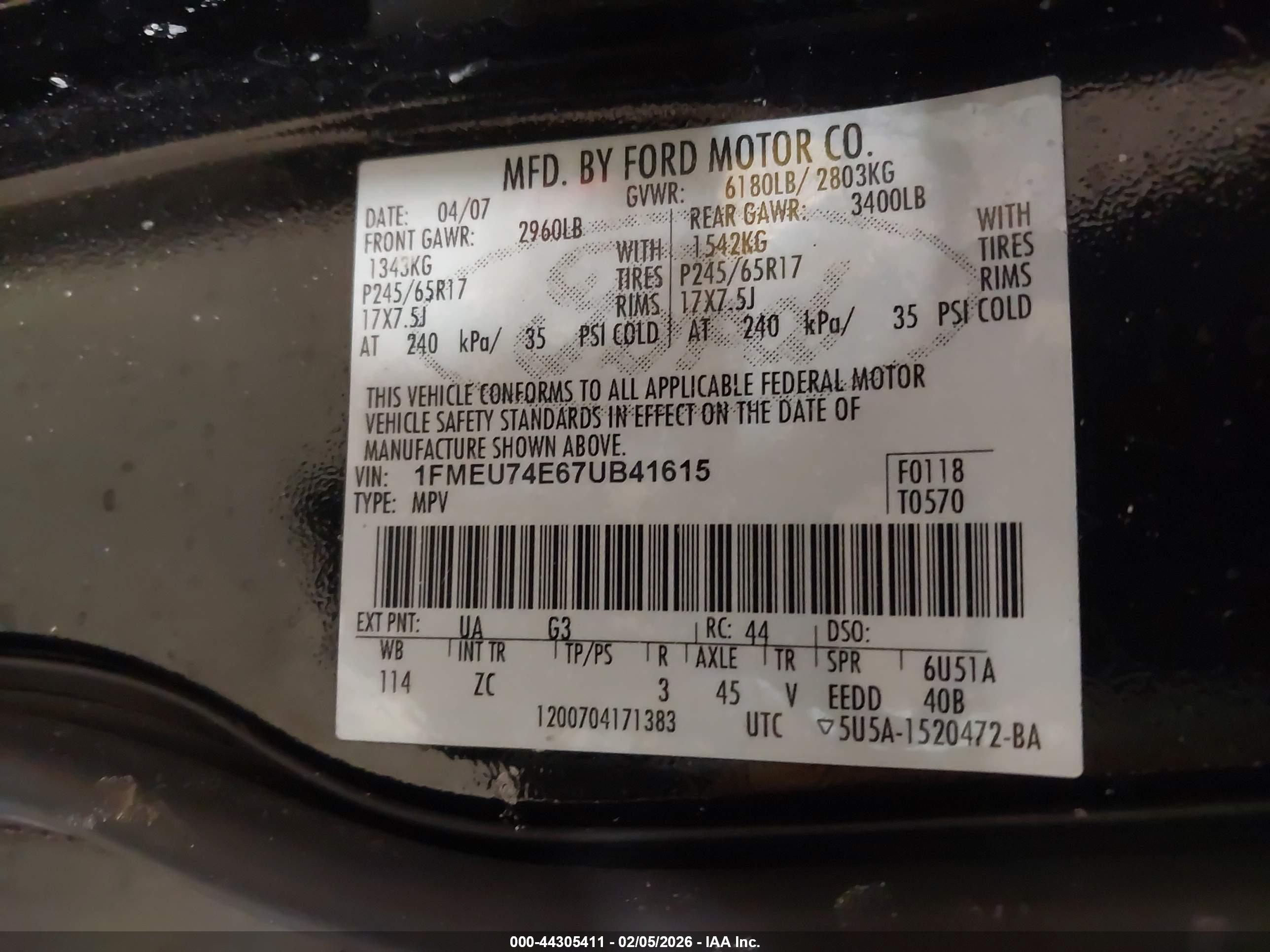 FORD EXPLORER image 9
