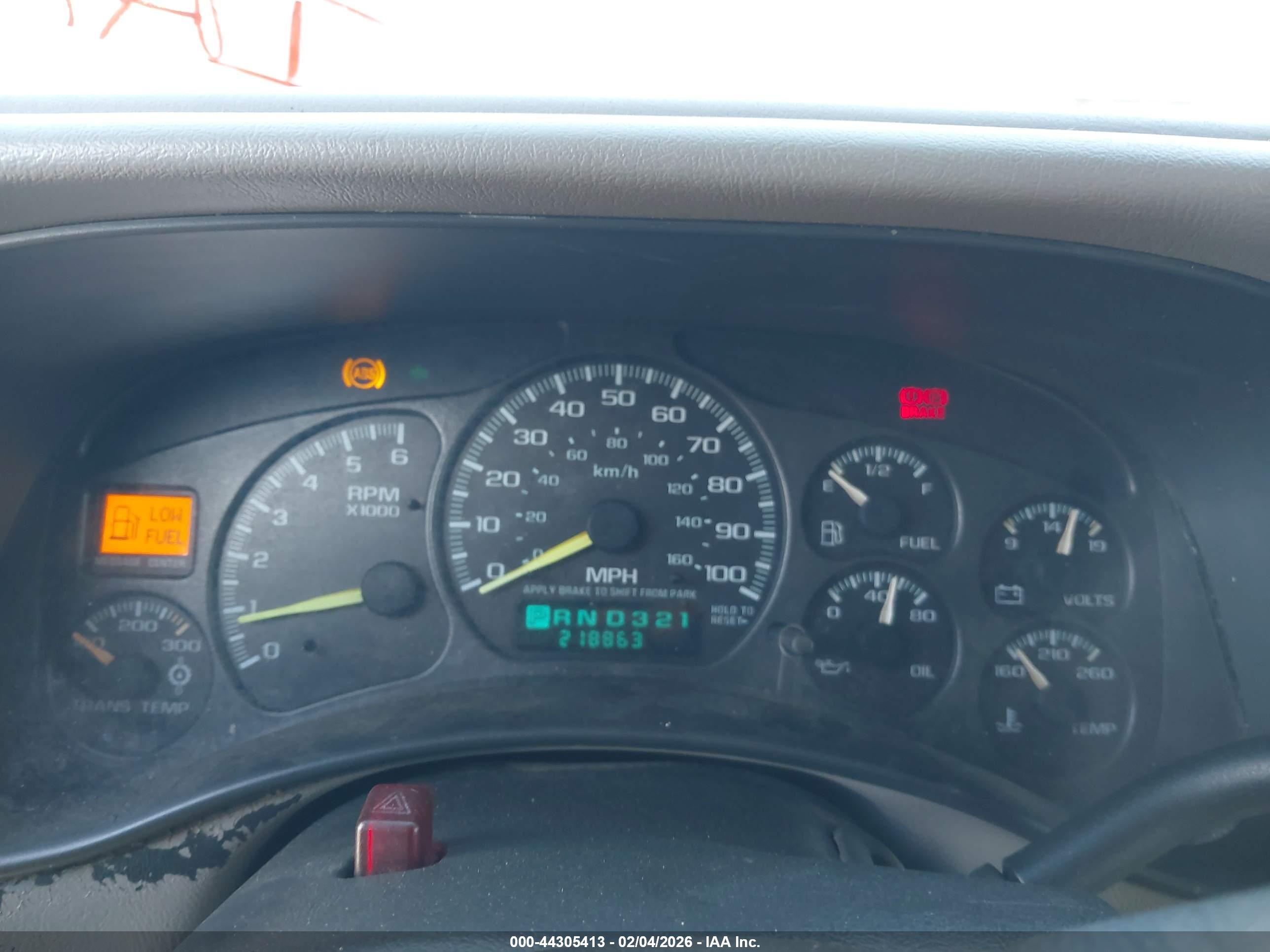 GMC YUKON image 7