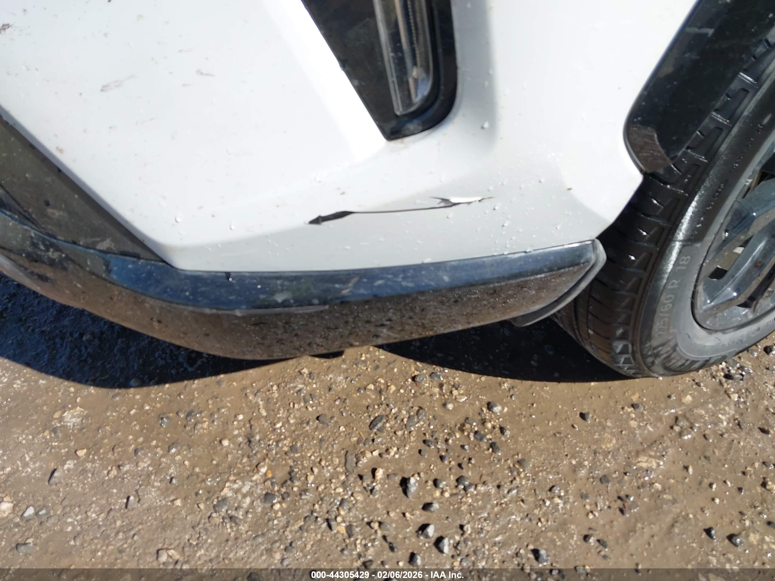 TOYOTA RAV4 image 6