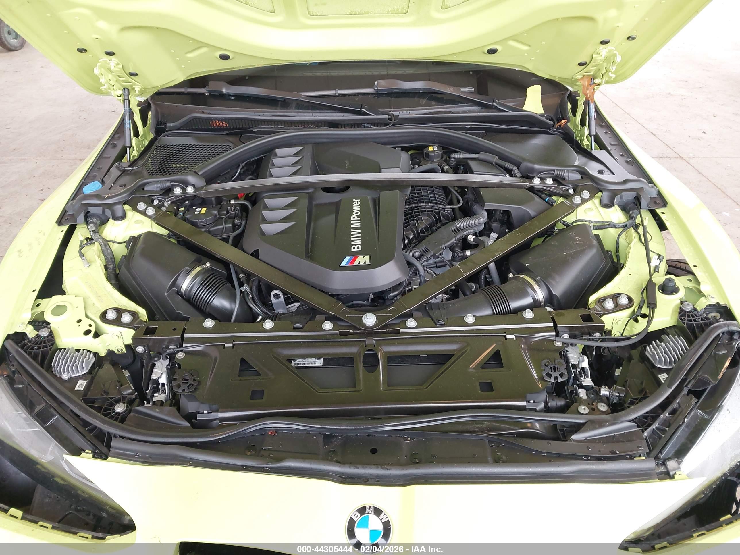 BMW M4 image 10