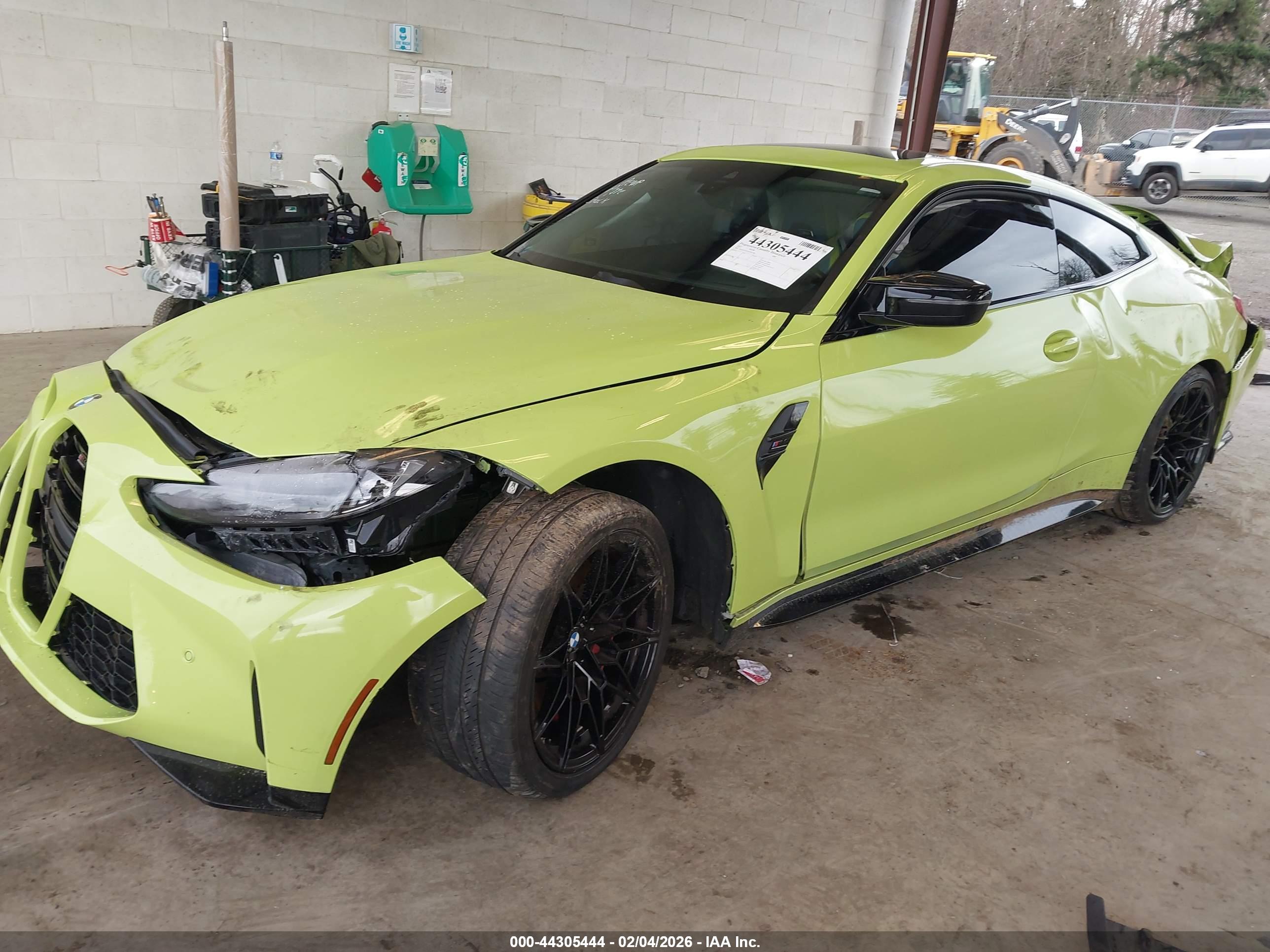 BMW M4 image 2