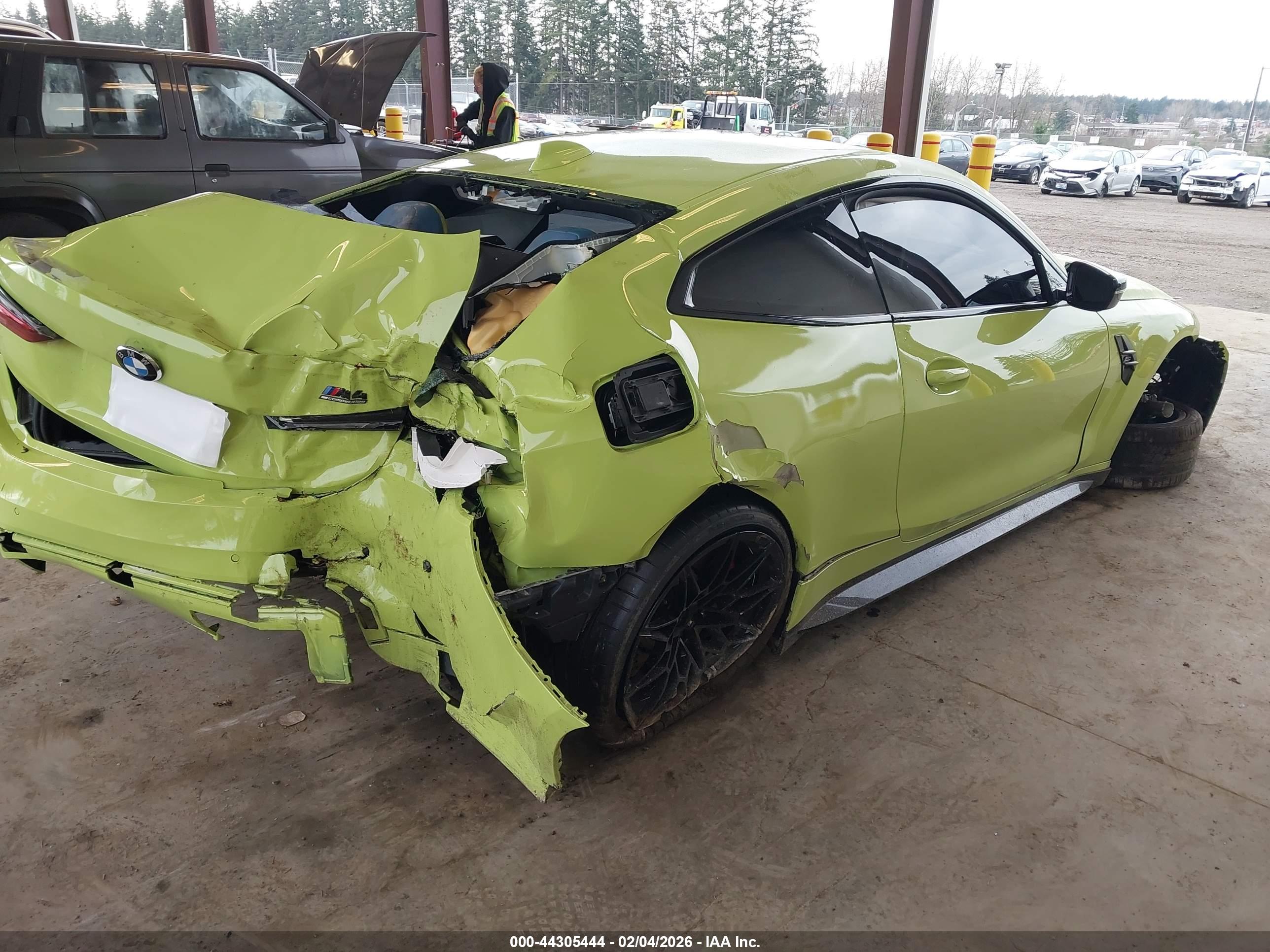 BMW M4 image 4