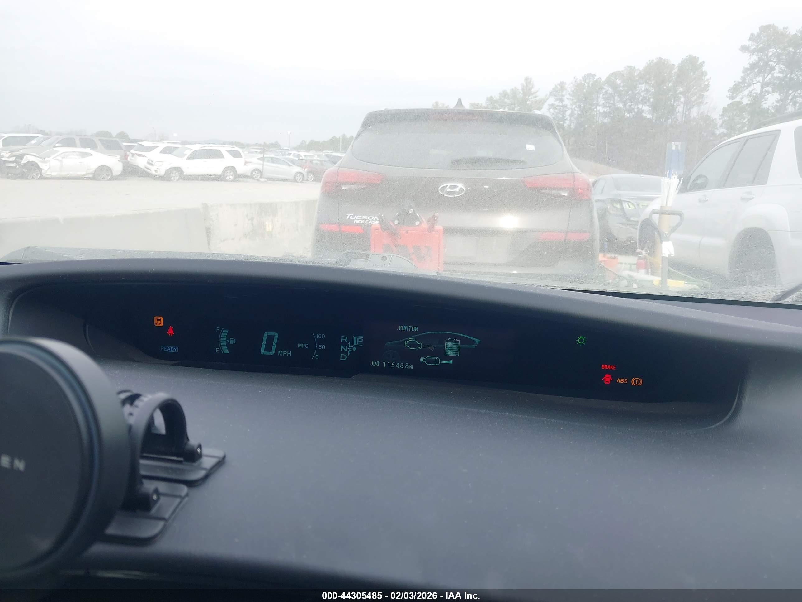 TOYOTA PRIUS image 7