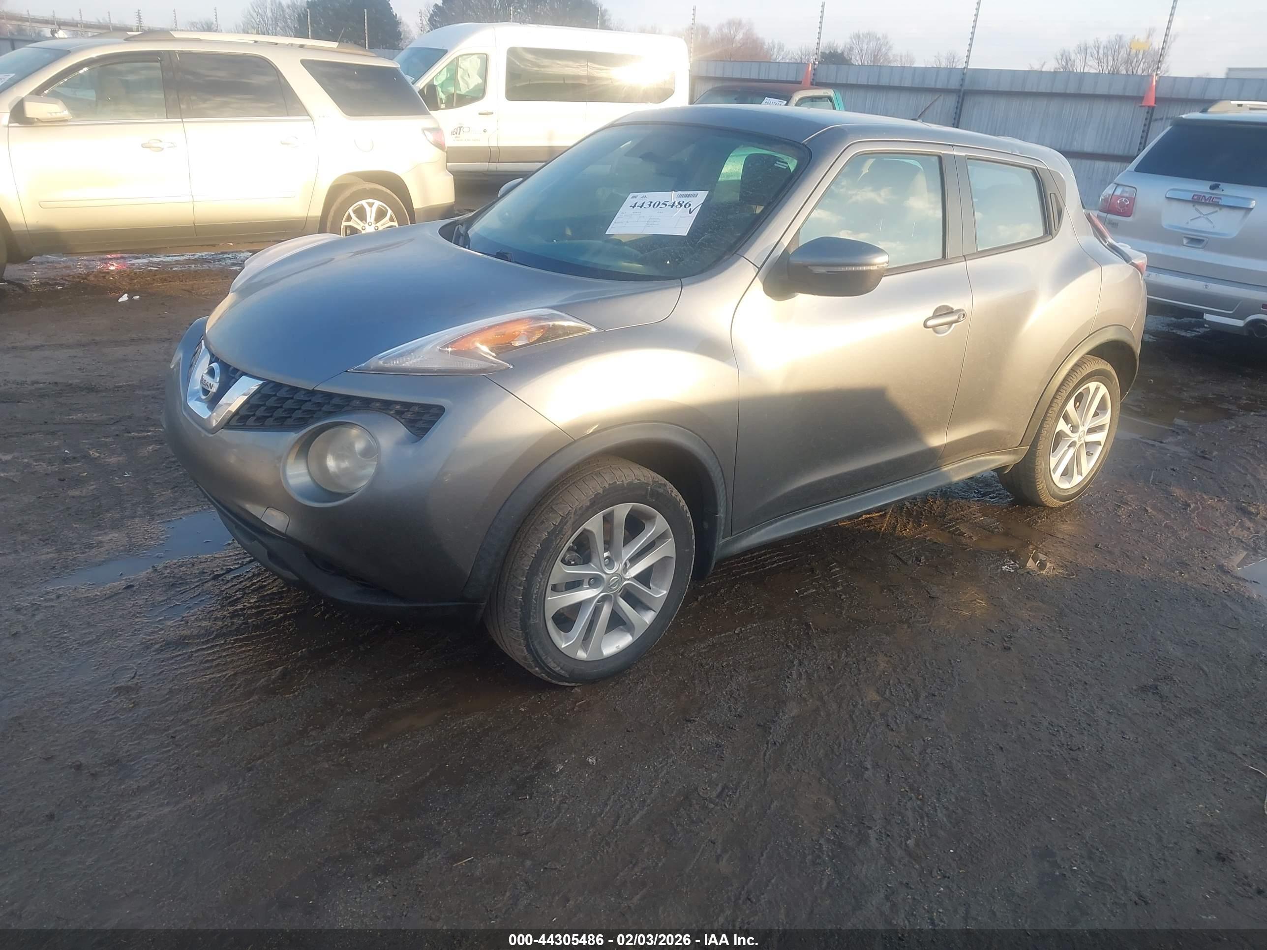 NISSAN JUKE image 2