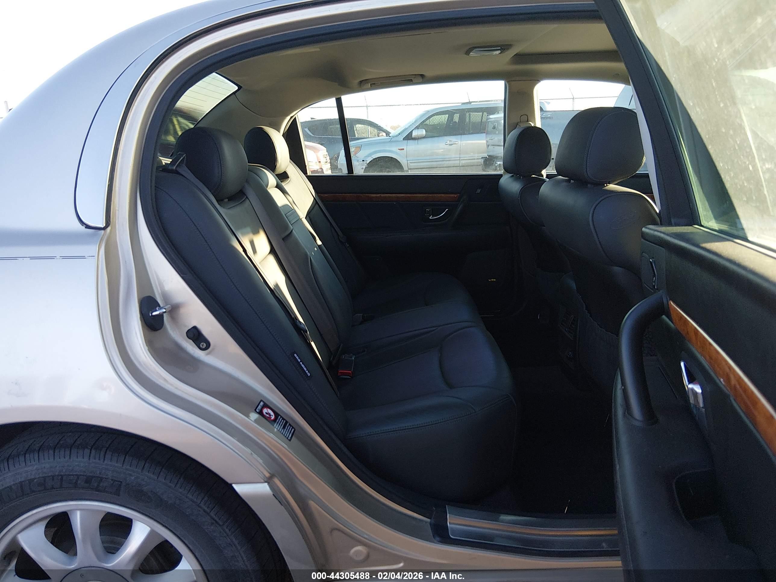 KIA AMANTI image 8