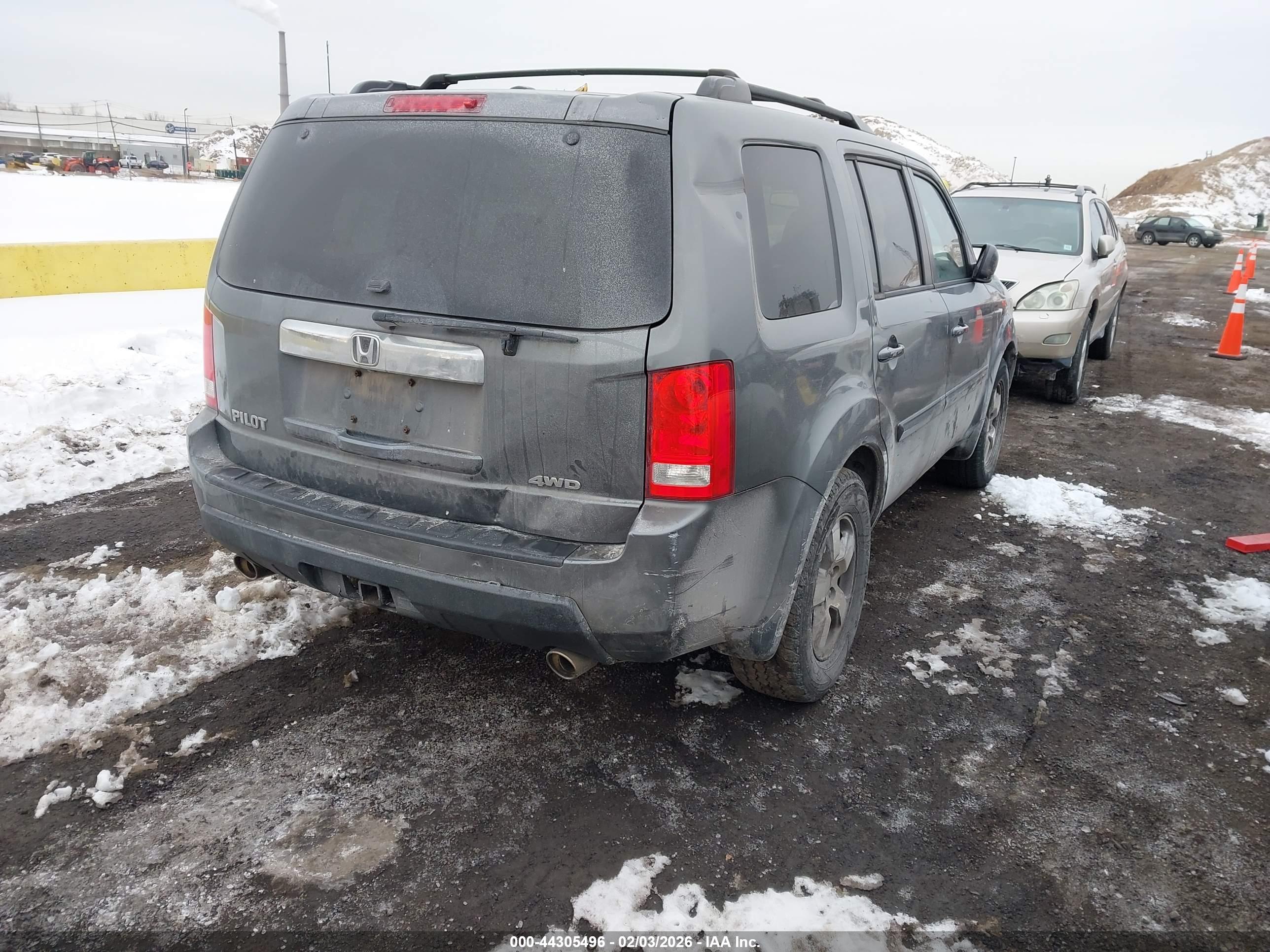 HONDA PILOT image 4
