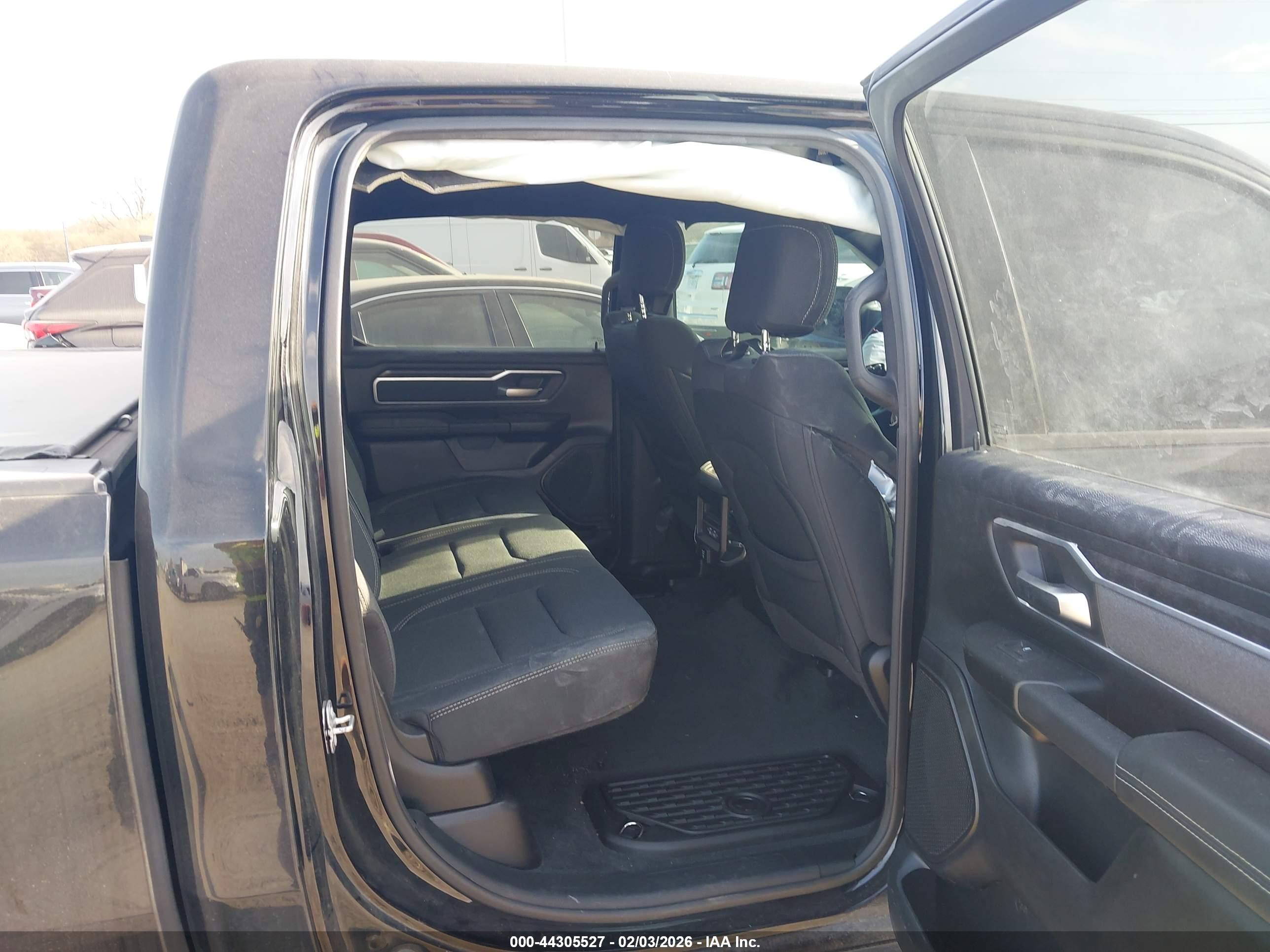 RAM 1500 image 8