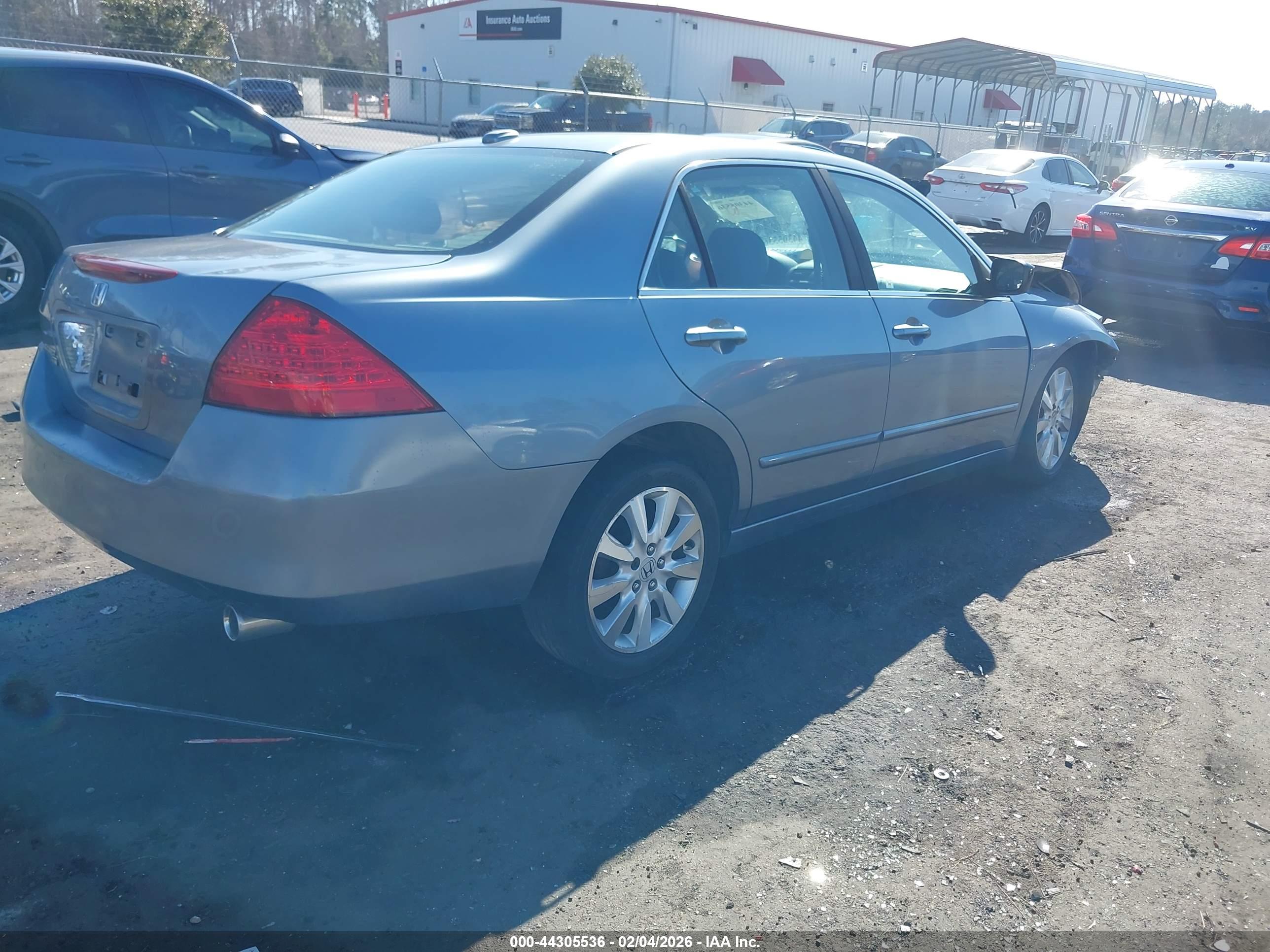 HONDA ACCORD image 4