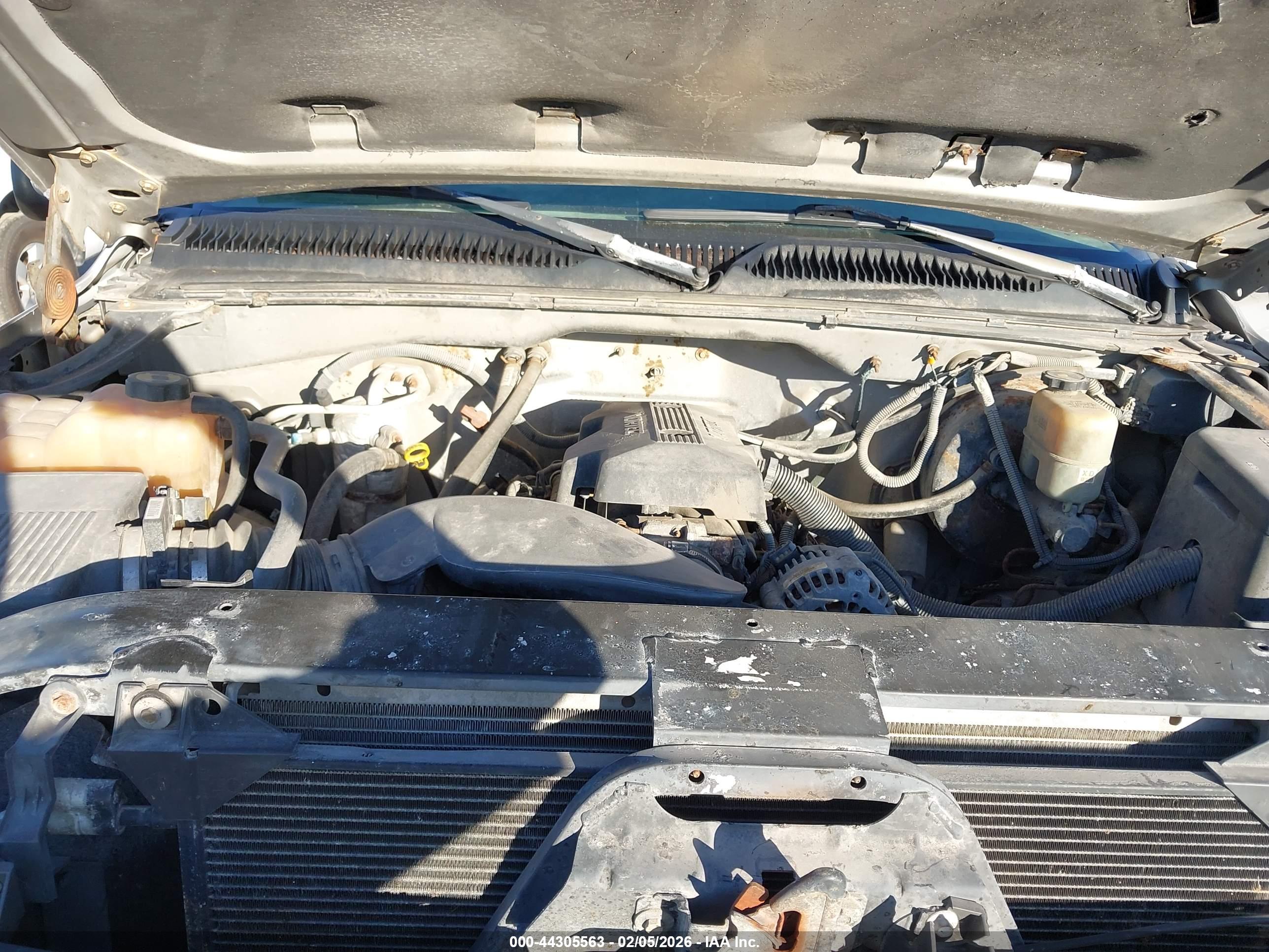CHEVROLET SILVERADO image 10
