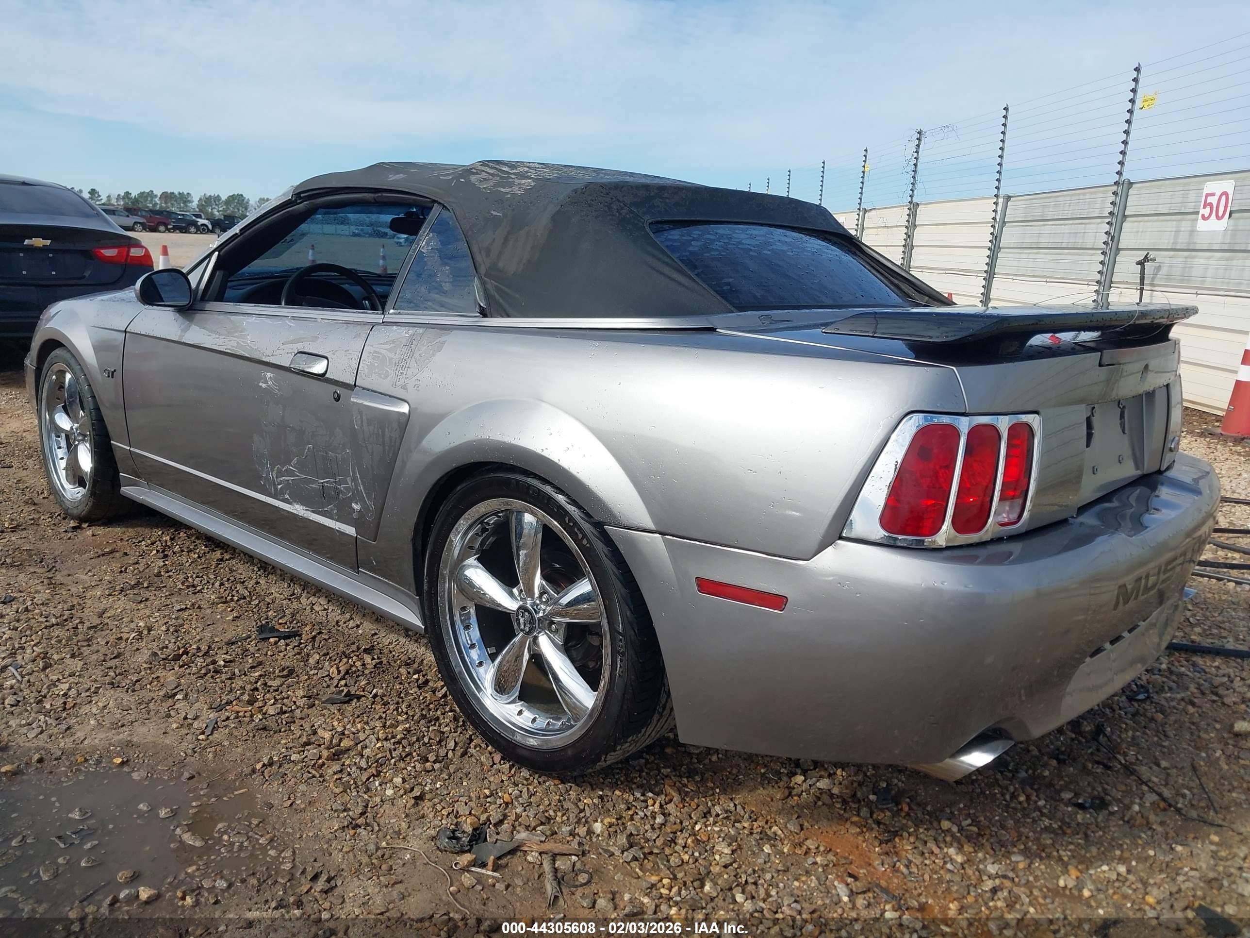 FORD MUSTANG image 3