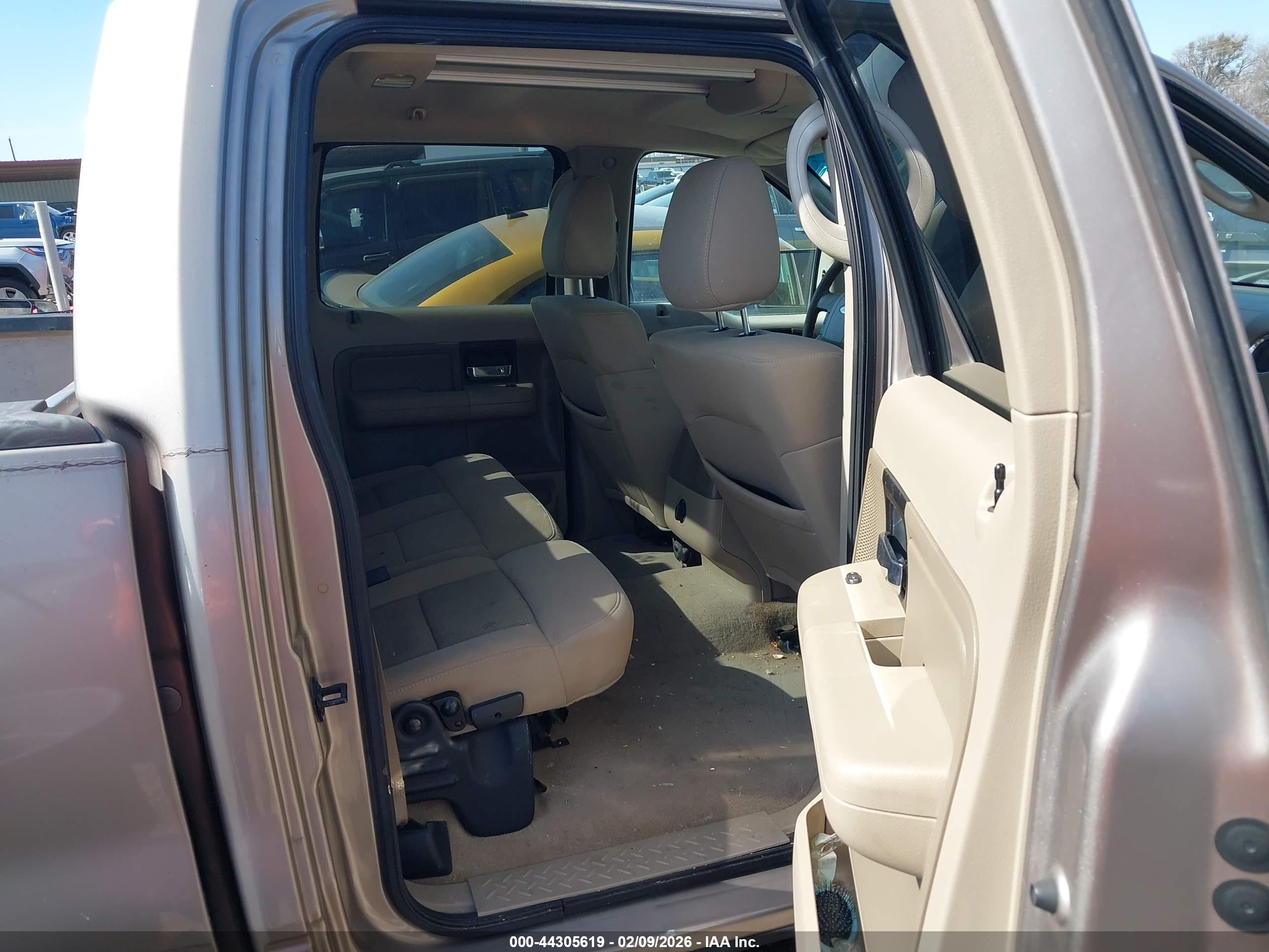 FORD F-150 image 8