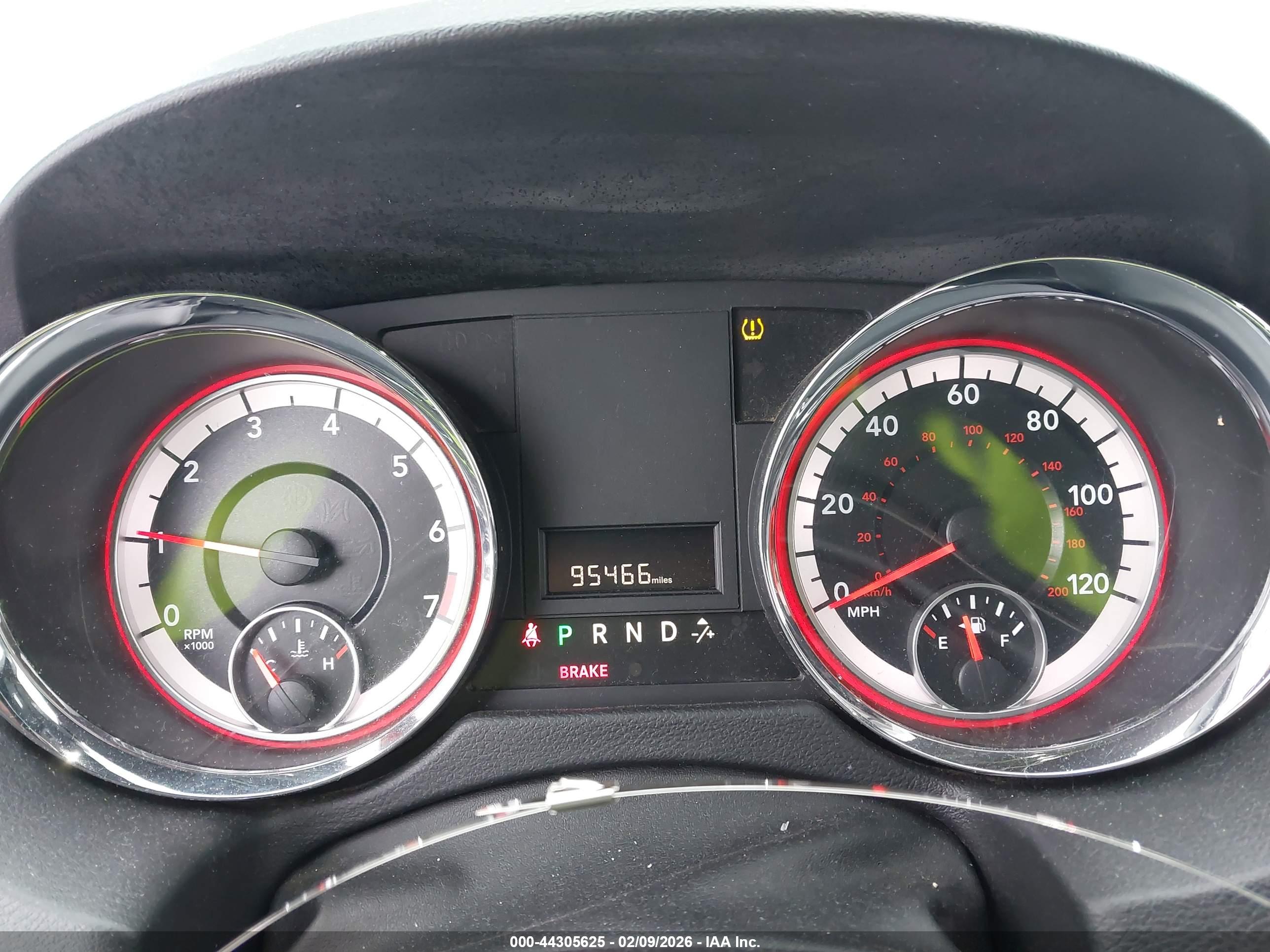DODGE GRAND image 7