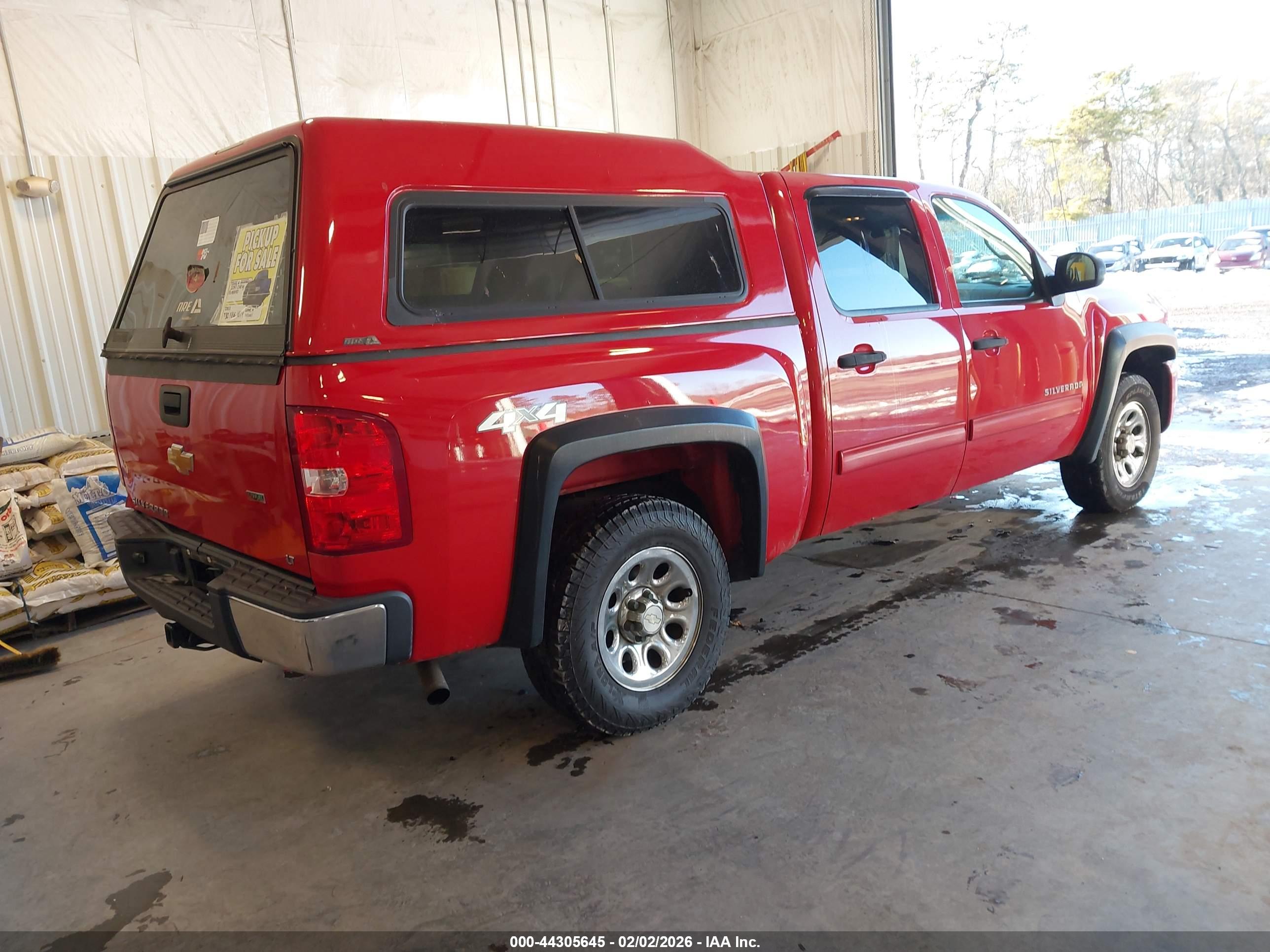 CHEVROLET SILVERADO image 4