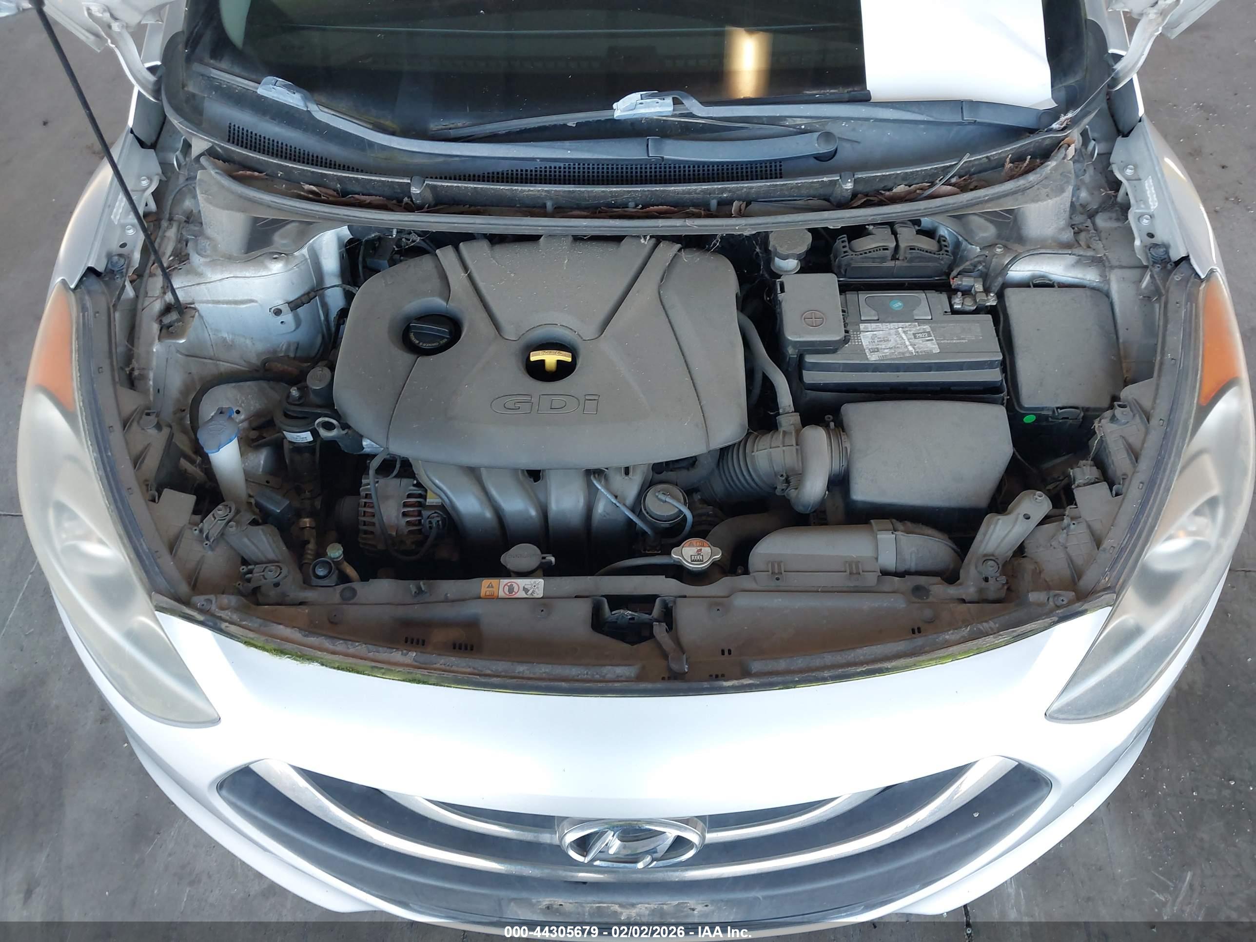 HYUNDAI ELANTRA image 10