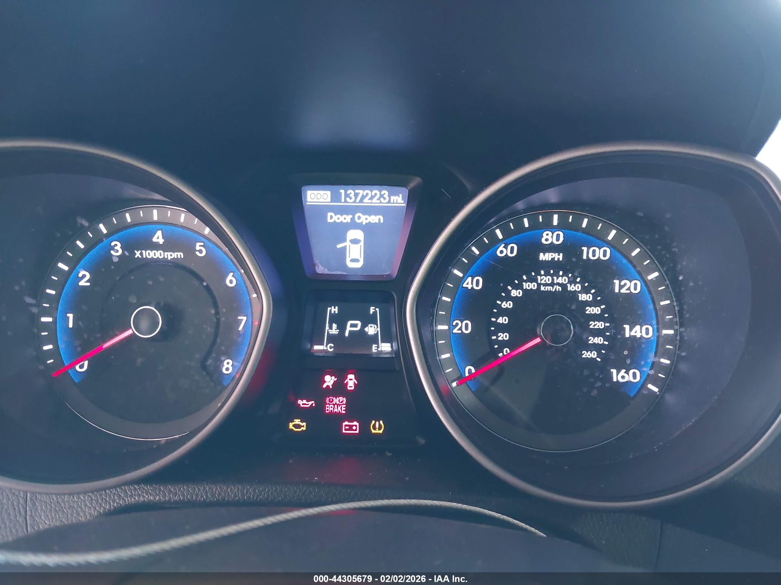 HYUNDAI ELANTRA image 7