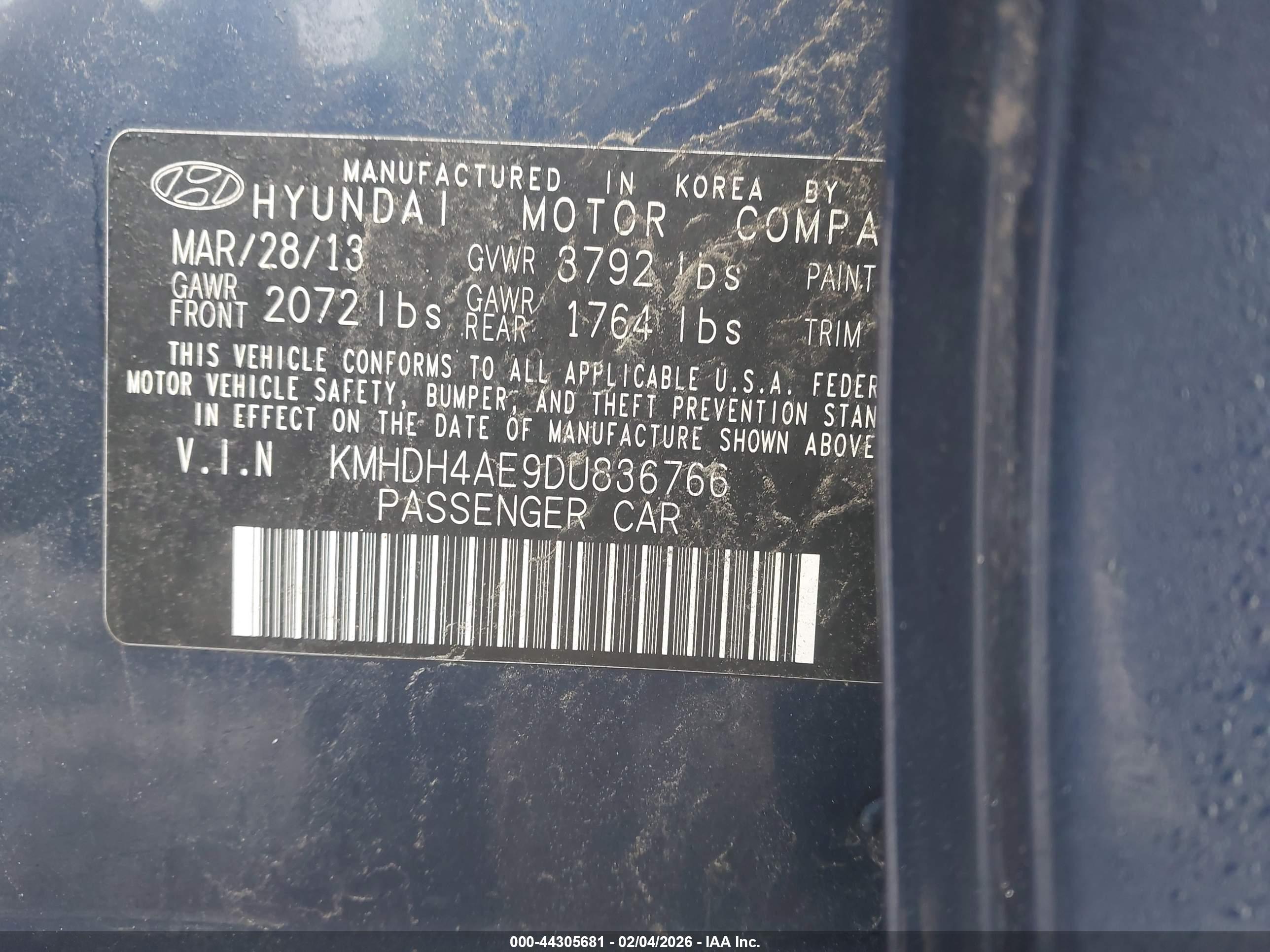HYUNDAI ELANTRA image 9