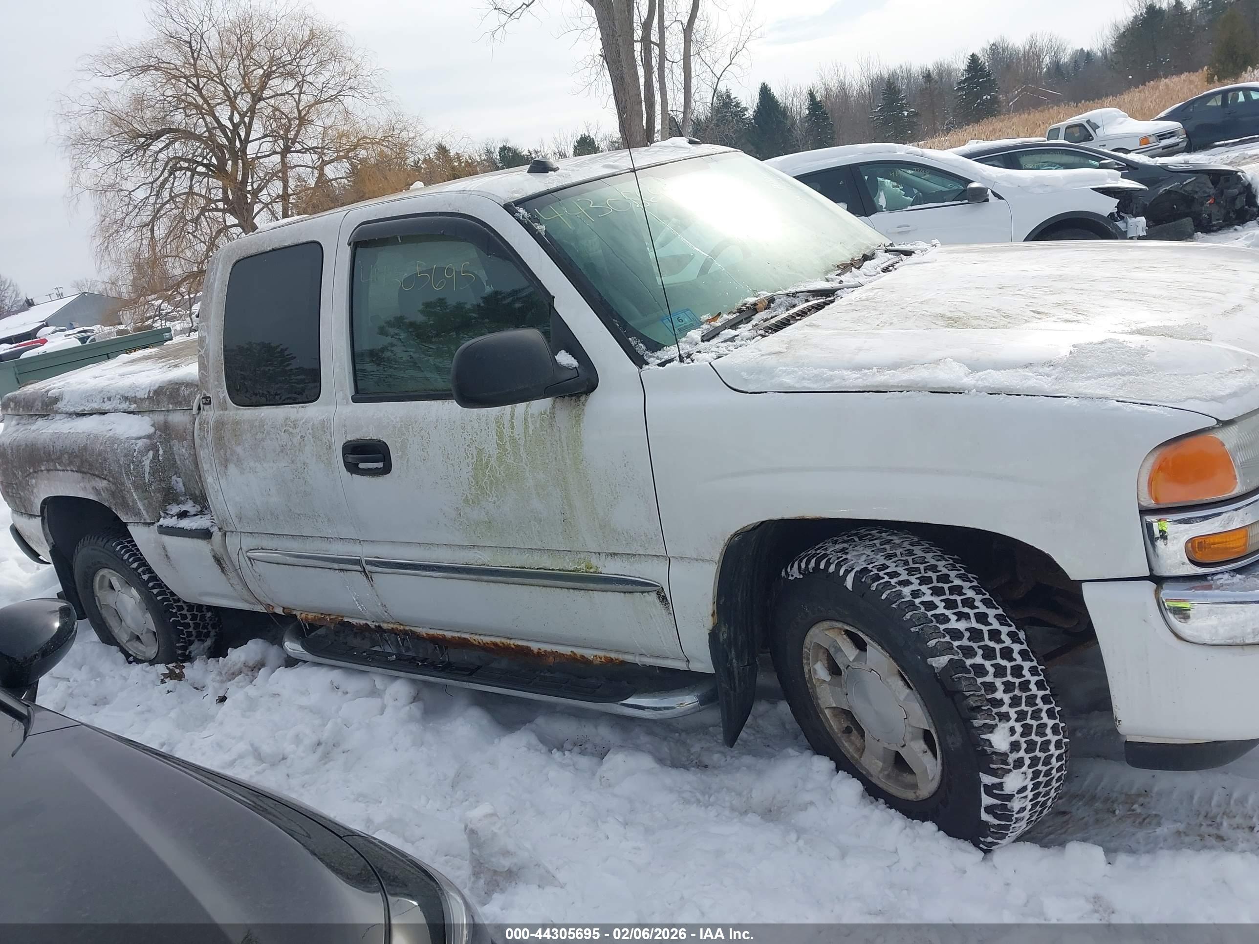 GMC SIERRA image 6