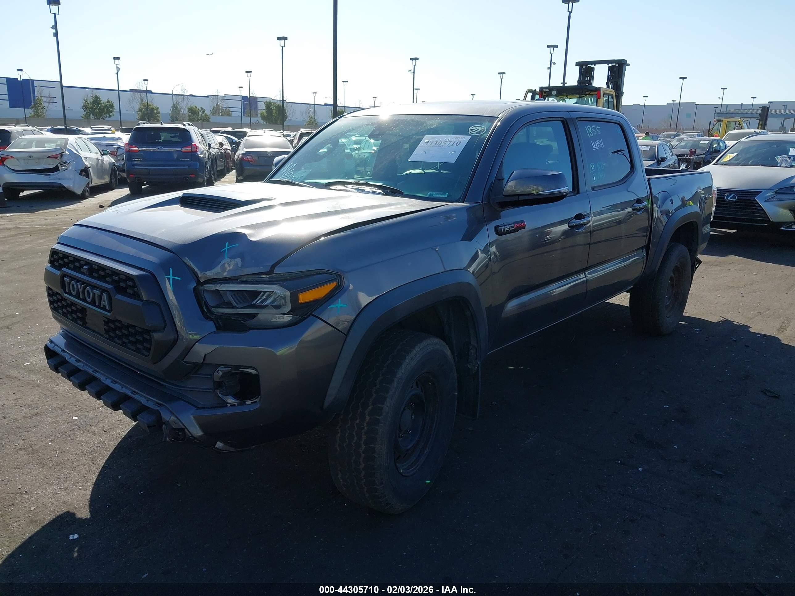 TOYOTA TACOMA image 2