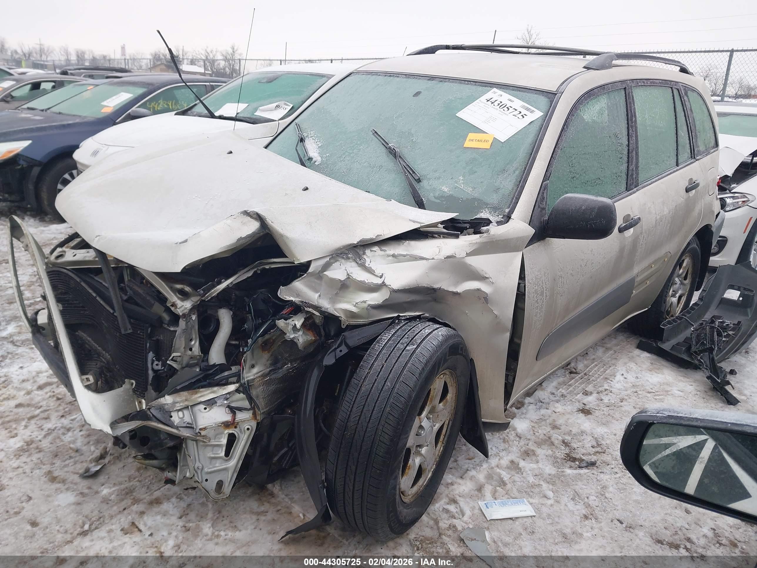 TOYOTA RAV4 image 2