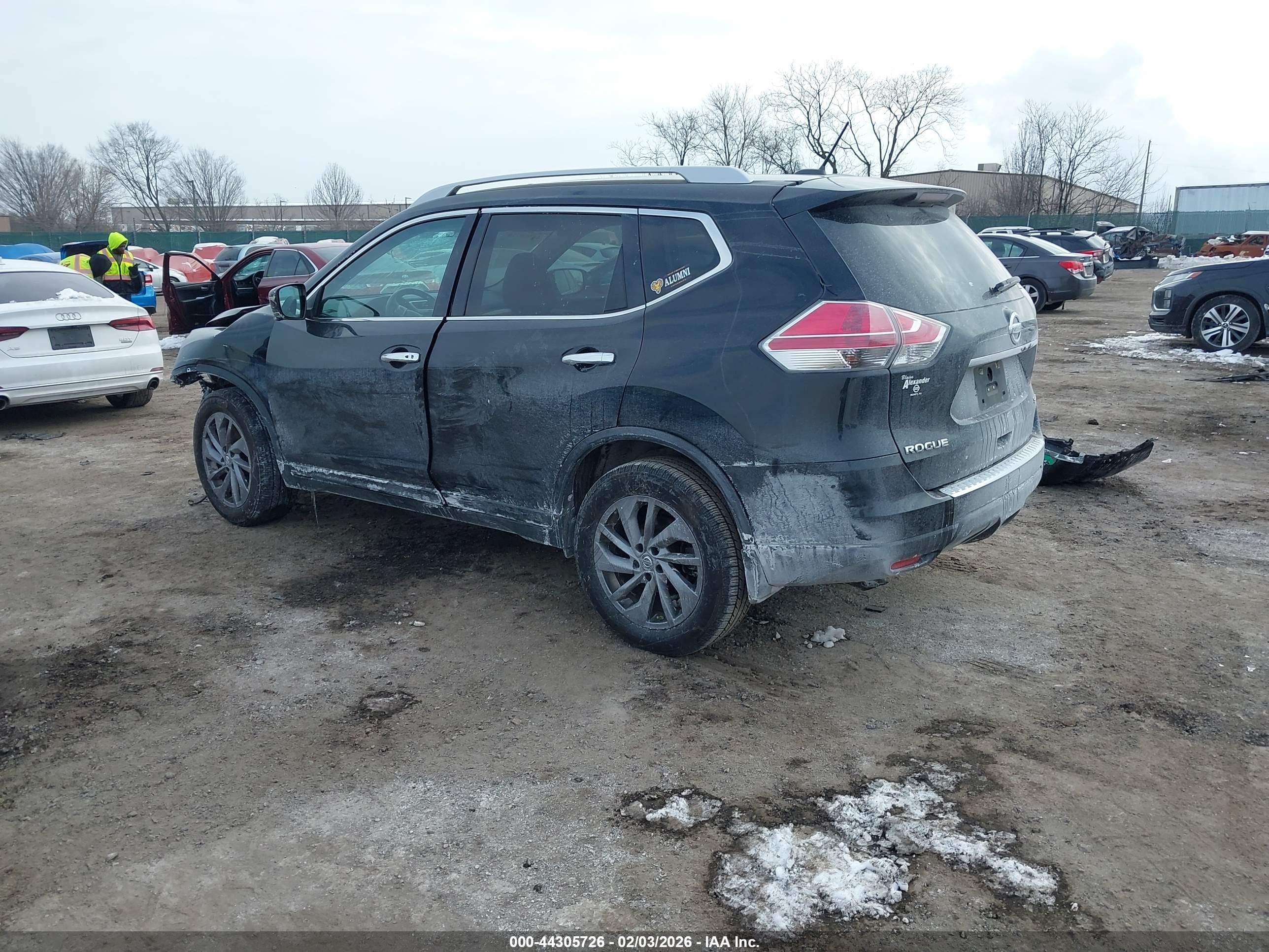NISSAN ROGUE image 3